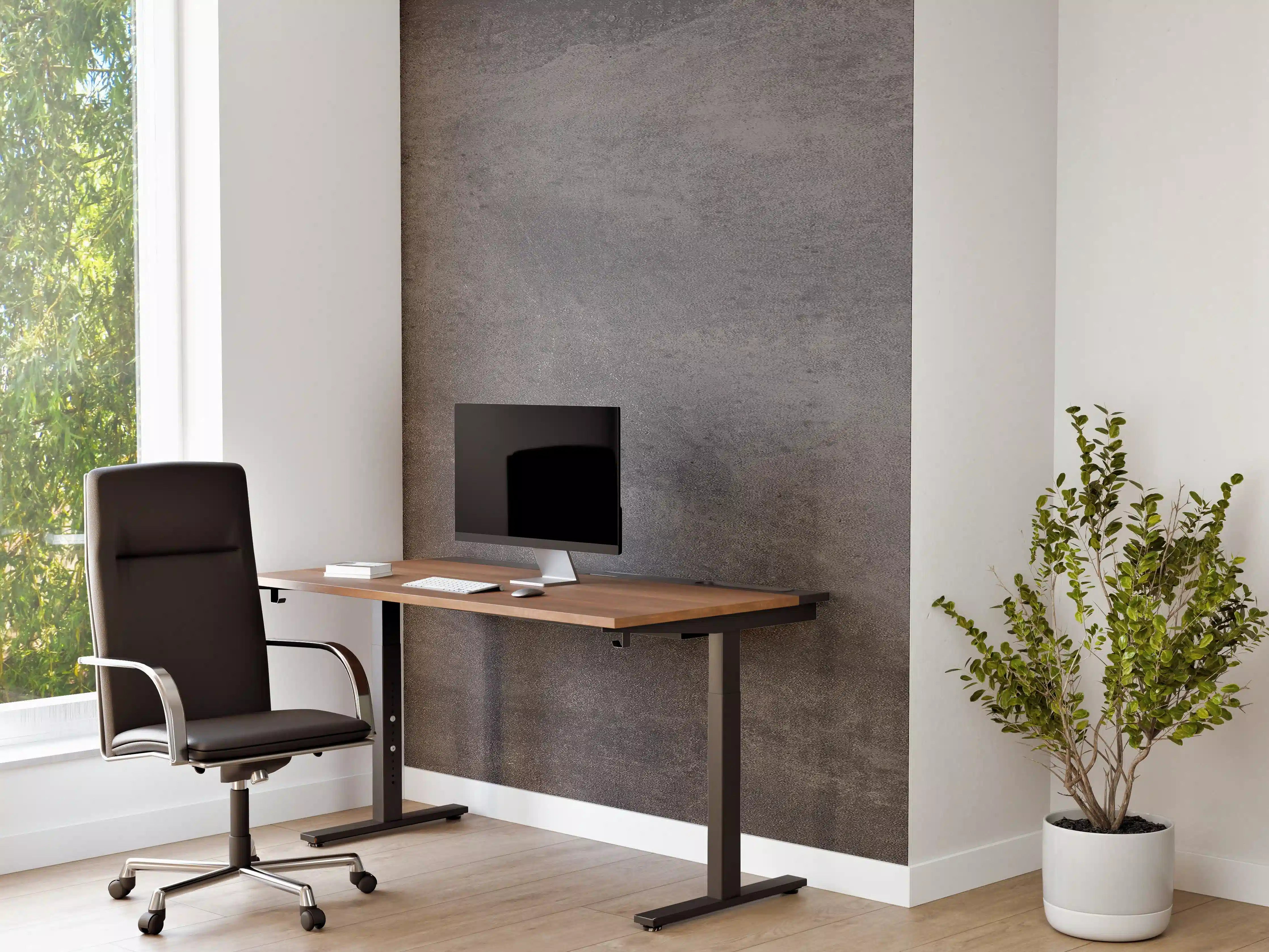 Büro Wandgestaltung - Feine dunkle Betonwand