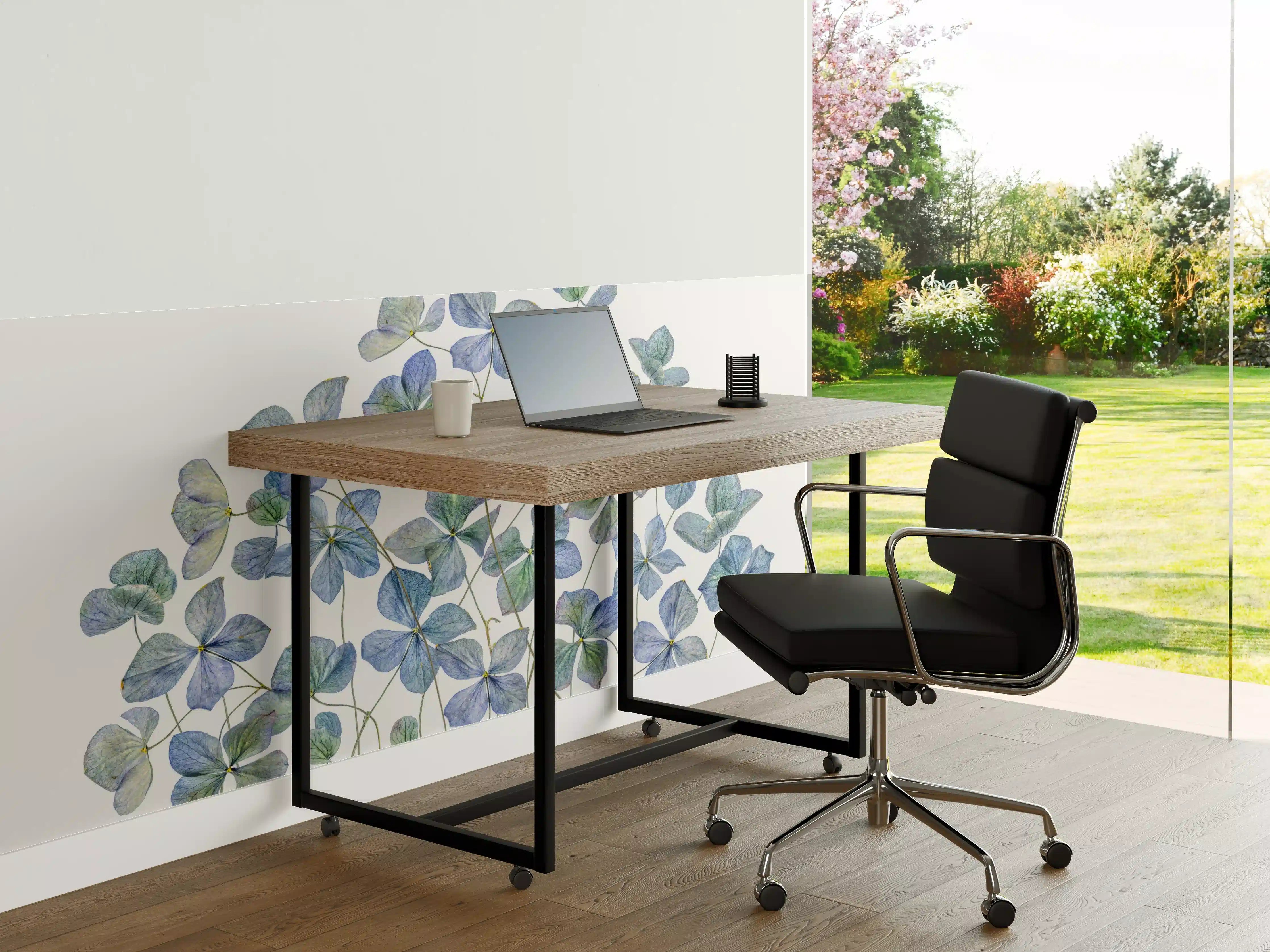 Büro Wandgestaltung - Florale Darstellung - Blaue Blumen