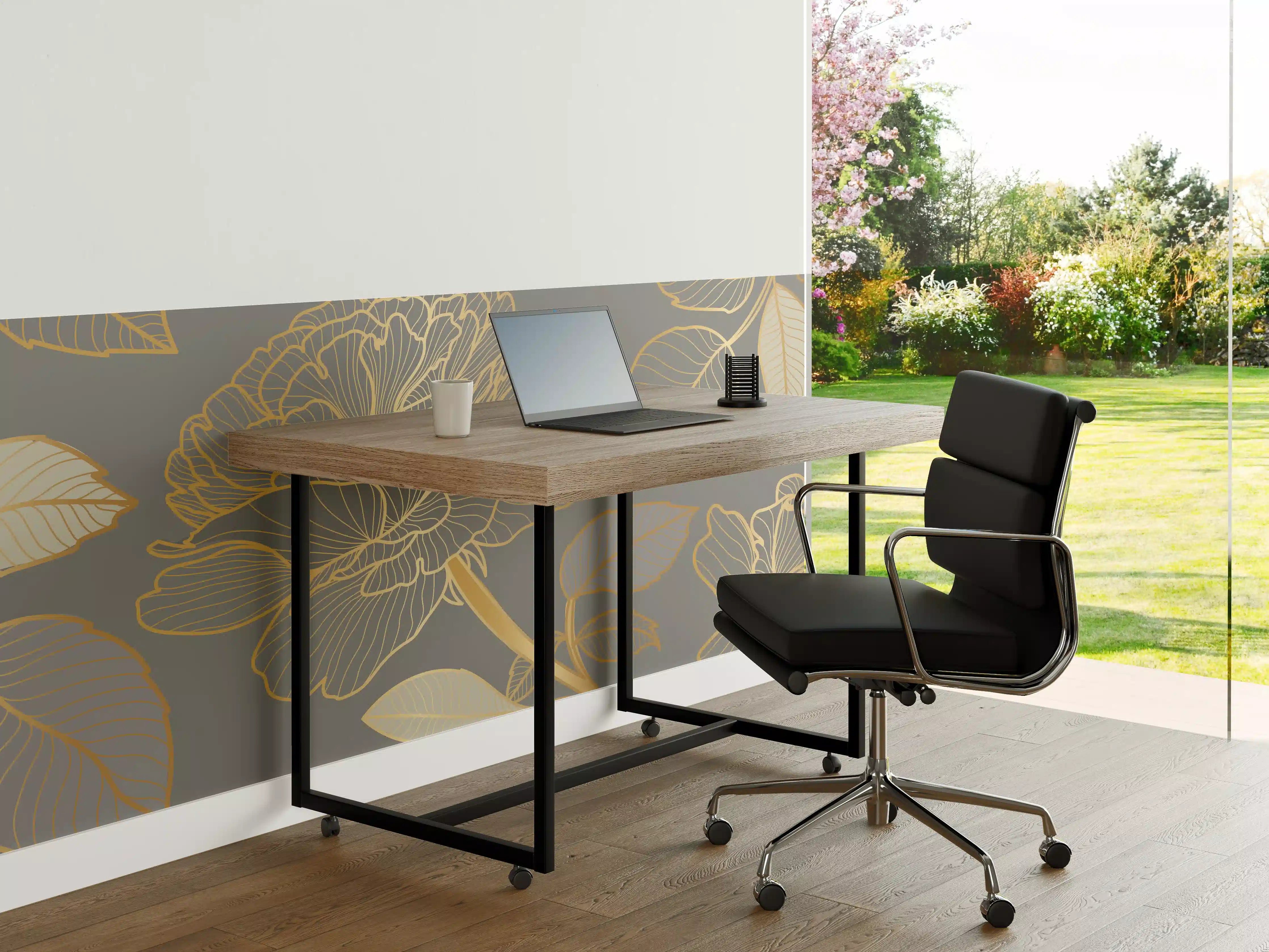 Büro Wandgestaltung - Florales Gold-Muster Design