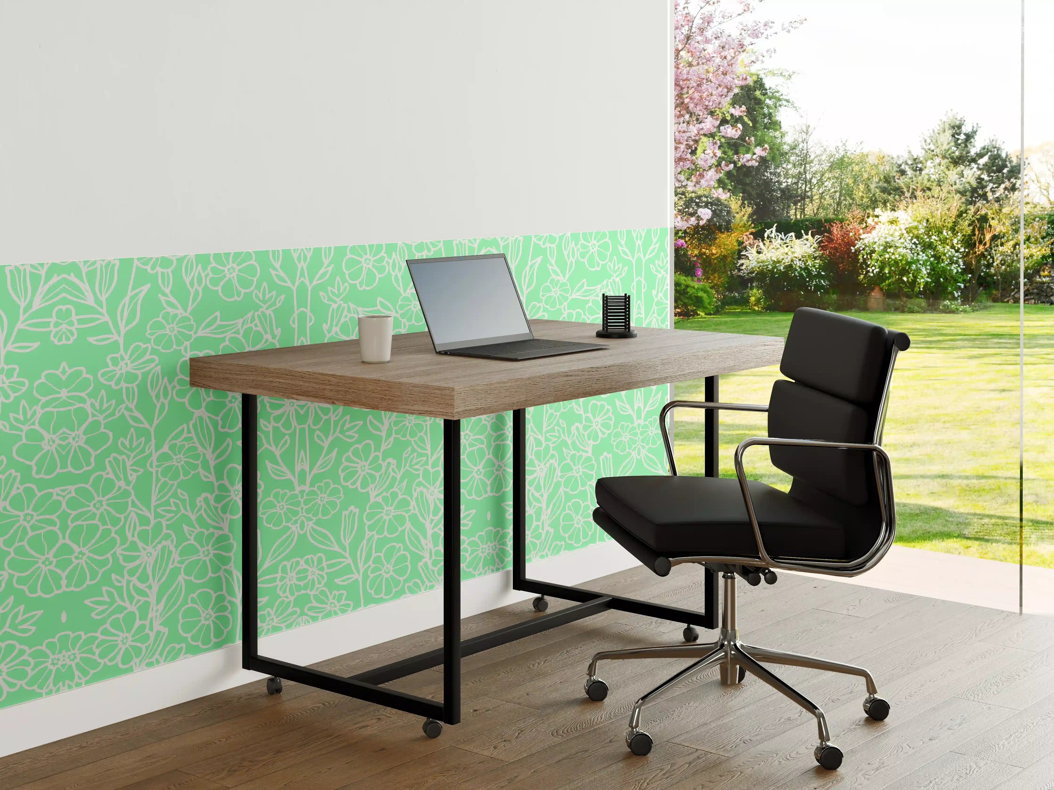 Büro Wandgestaltung - Frisches Mintgrün mit floraler Musterpracht