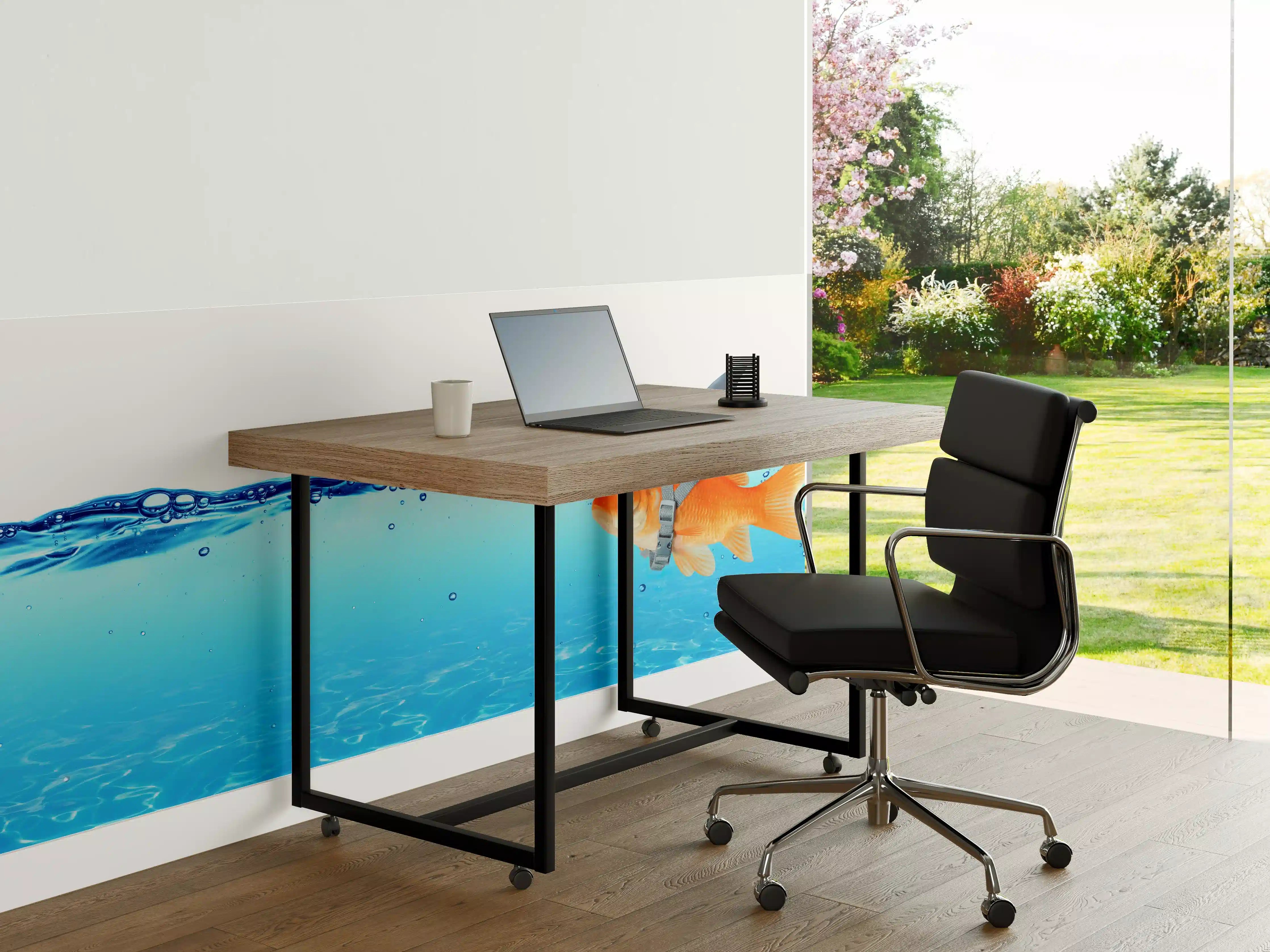 Büro Wandgestaltung - Goldfisch als Hai