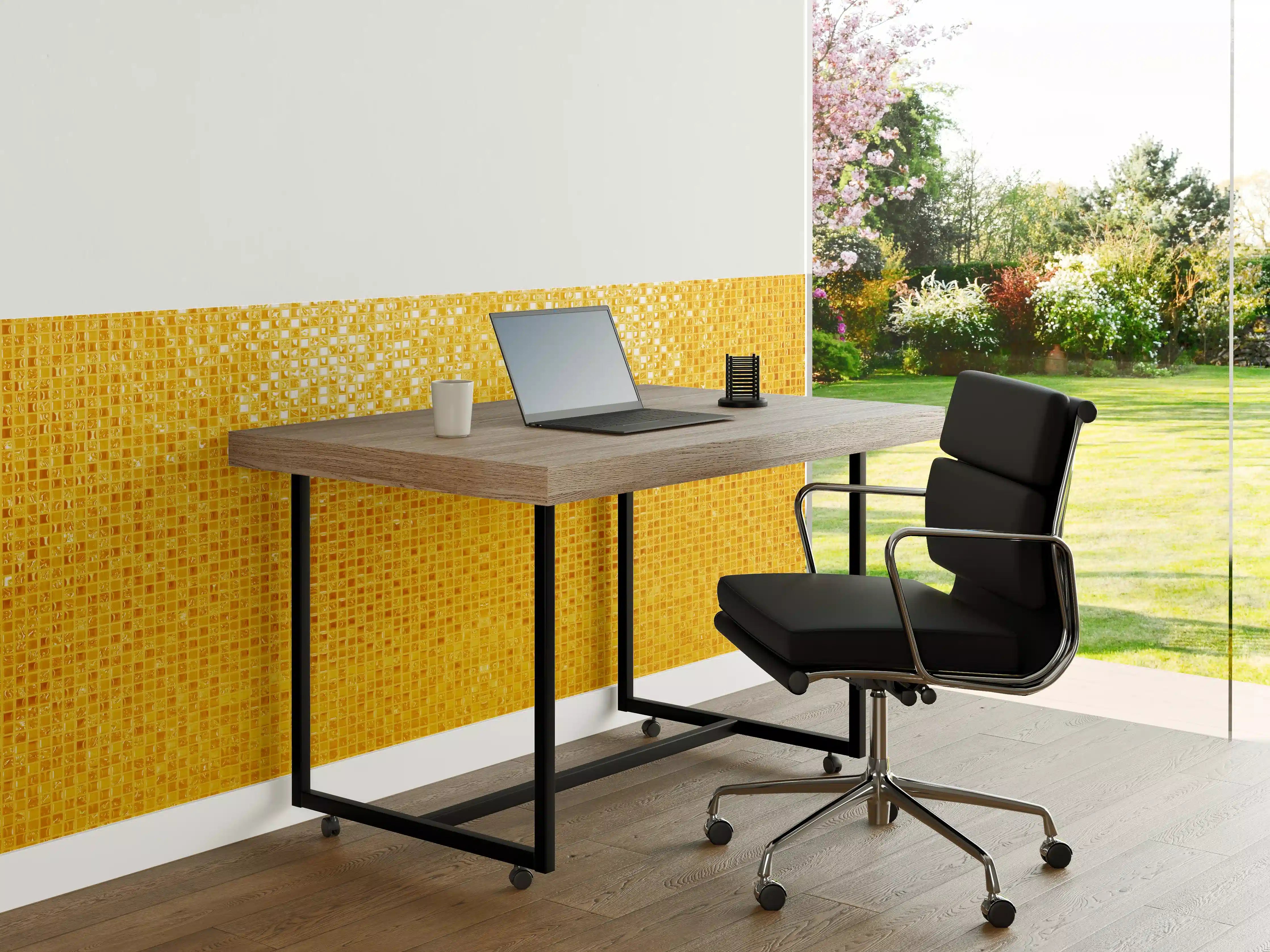 Büro Wandgestaltung - Goldgelbe Mosaikfliesen