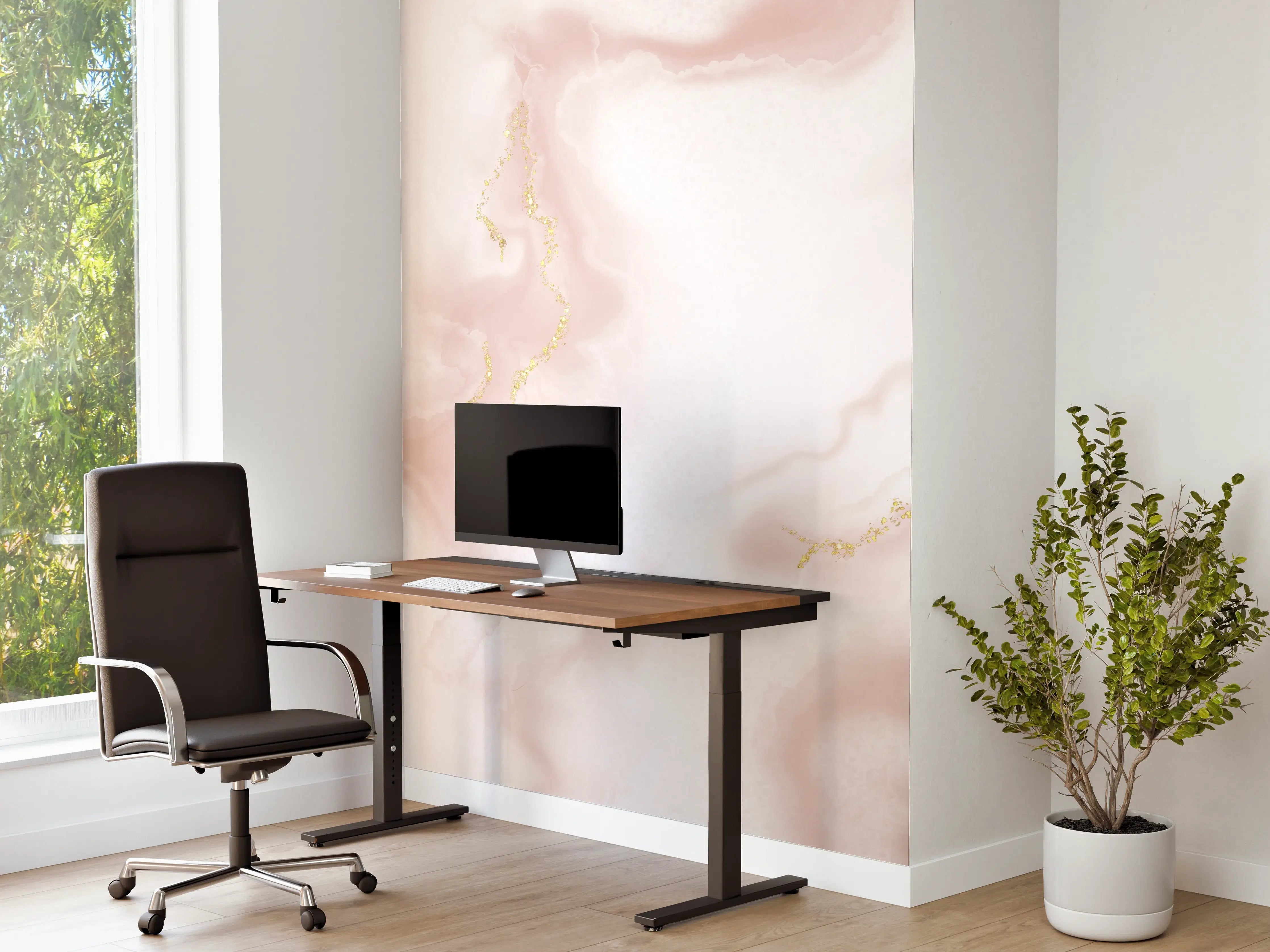 Büro Wandgestaltung - Grauweißer Marmor mit Goldakzenten