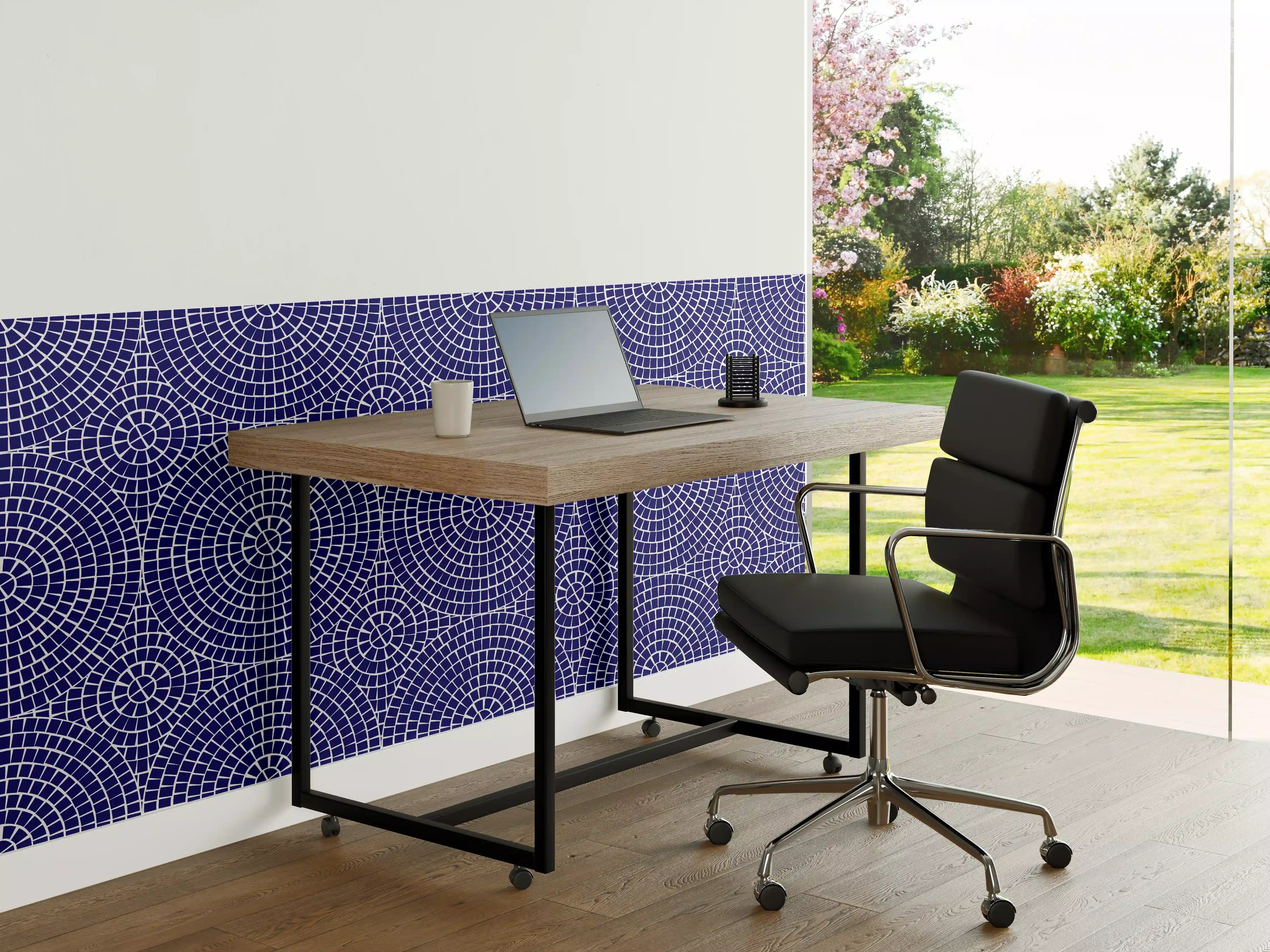 Büro Wandgestaltung - Heller Mosaik mit blauen und grauen Nuancen