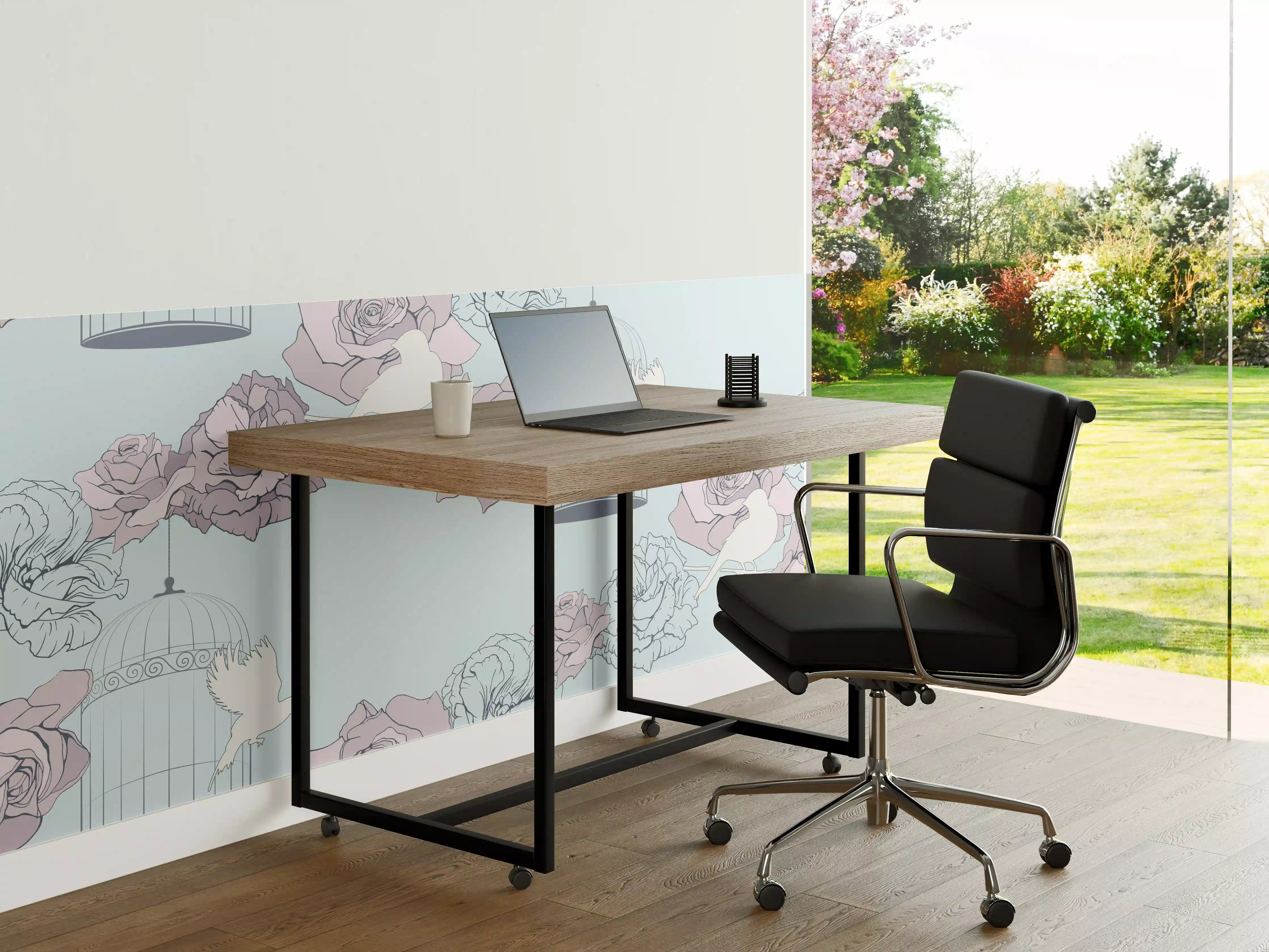 Büro Wandgestaltung - Himmlische Rosen und Vögel in Pastell