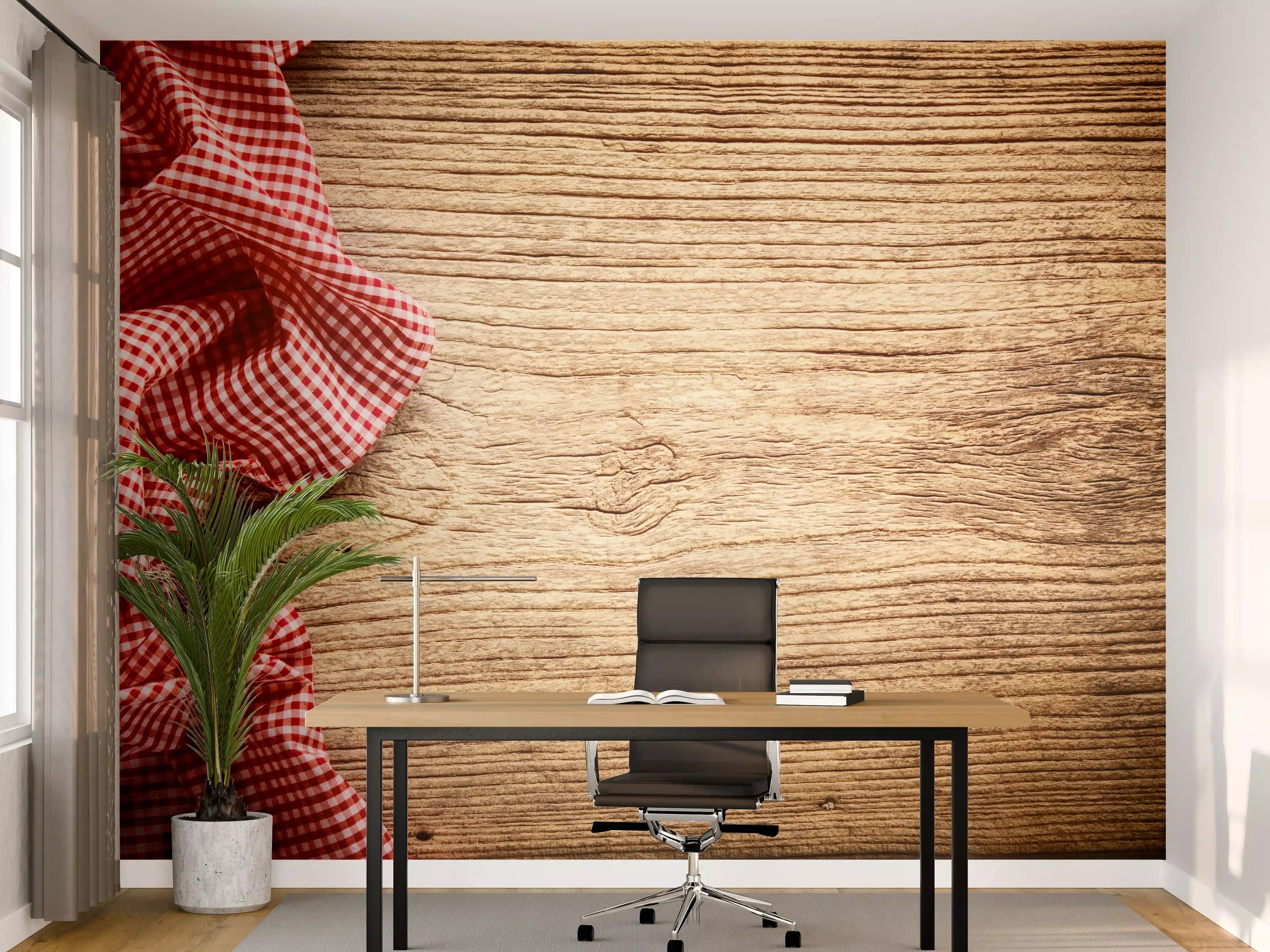 Büro Wandgestaltung - Kariertes Tischtuch auf Holztisch