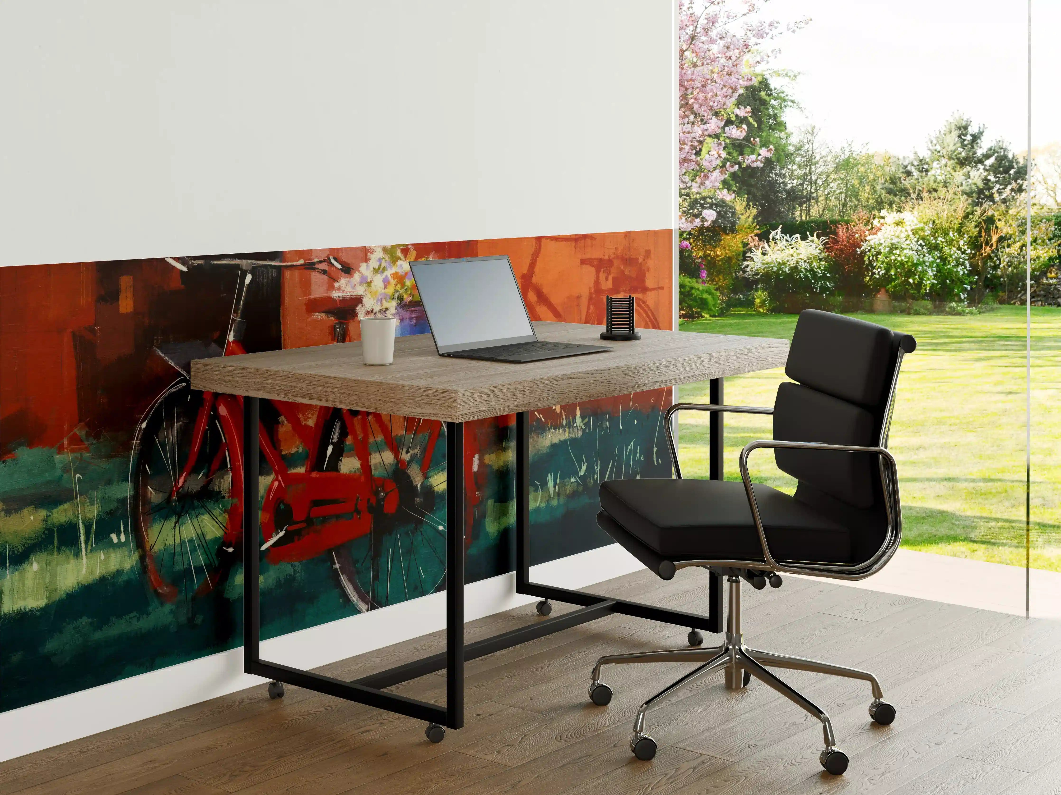 Büro Wandgestaltung - Lebendige Fahrrad- und Blumenkomposition