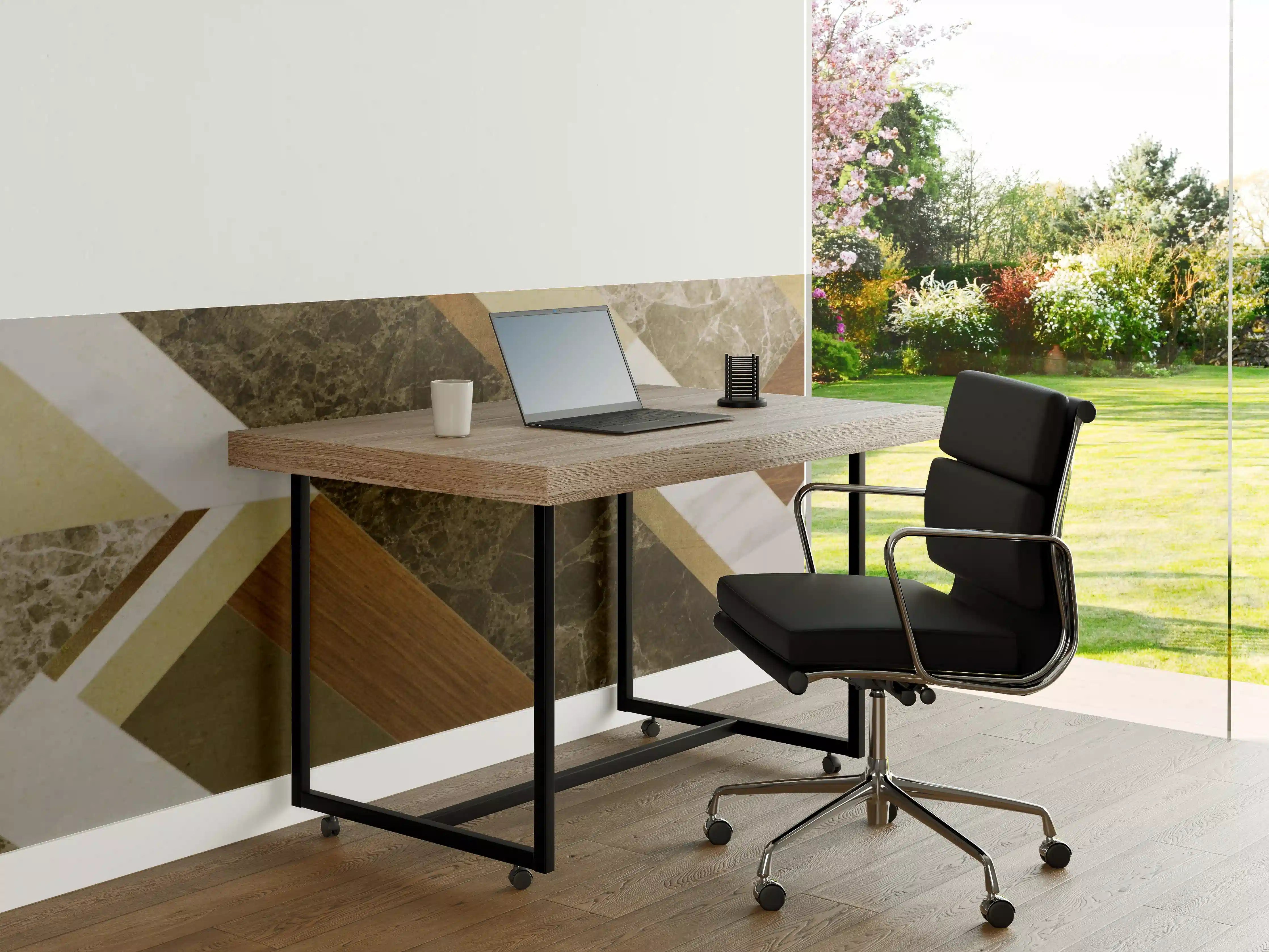 Büro Wandgestaltung - Moderne Betonoptik mit warmen Holzelementen