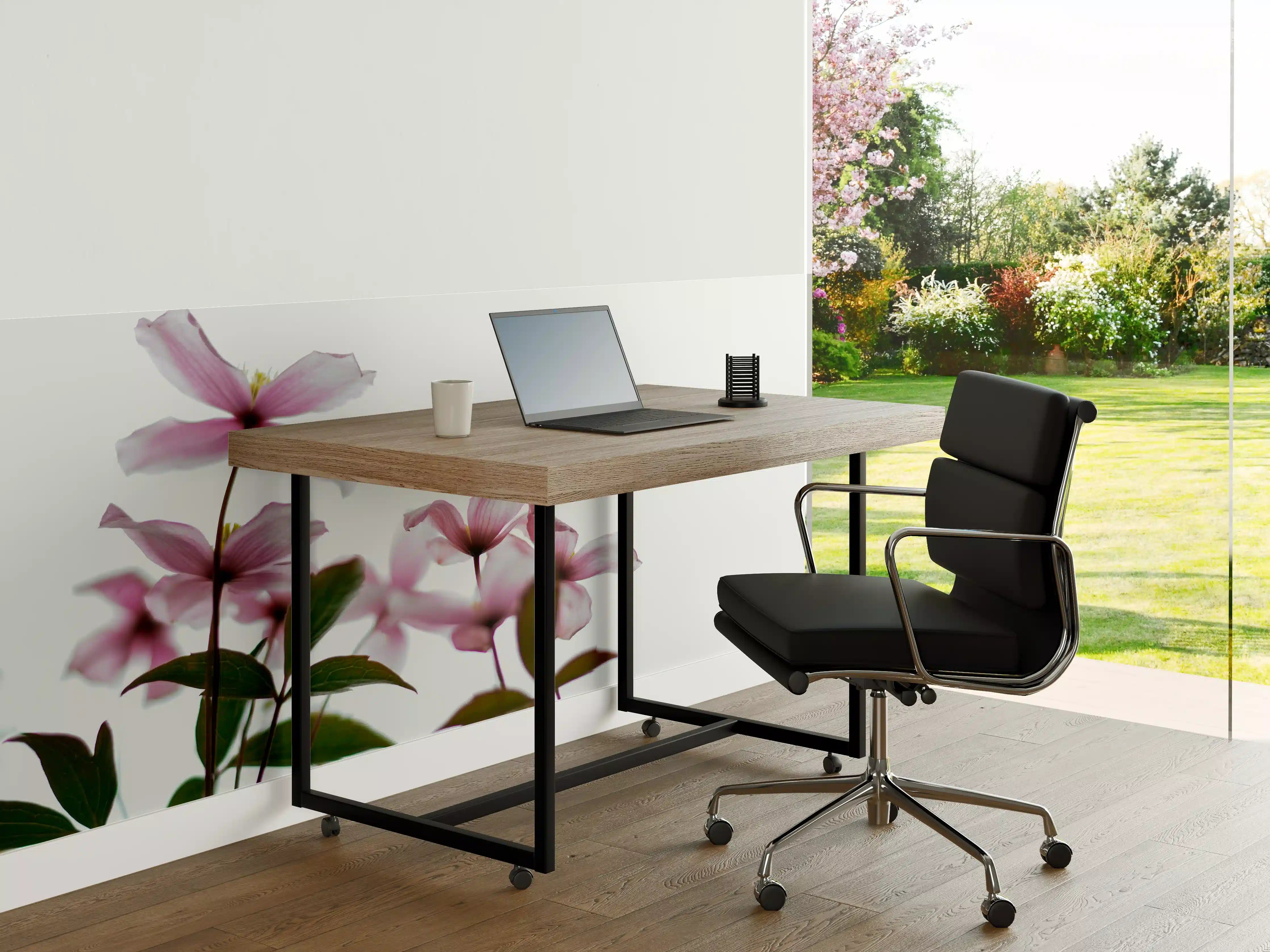 Büro Wandgestaltung - Nahaufnahme - Clematis Blüten