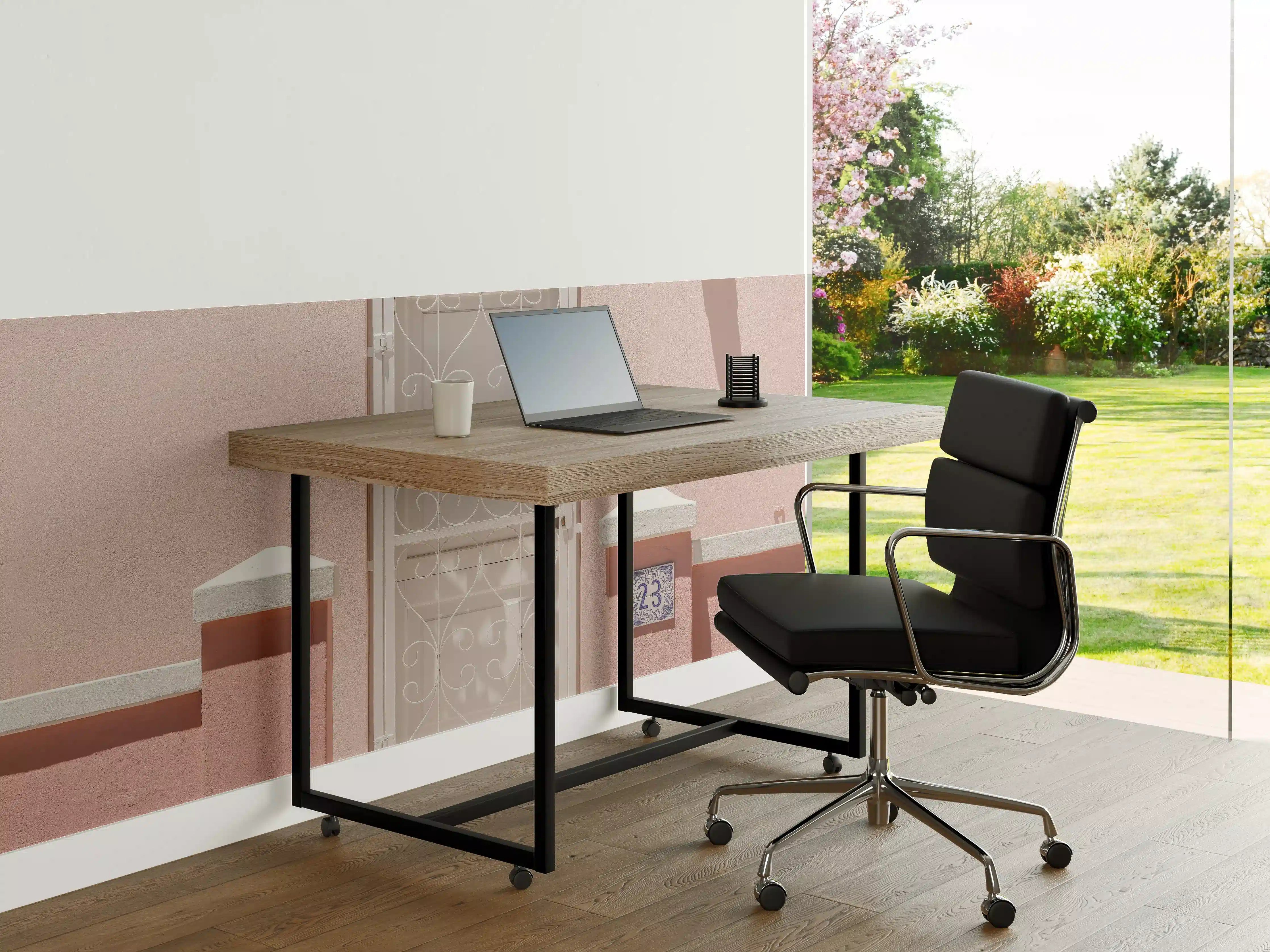 Büro Wandgestaltung - Pastellrosa Eingangstür