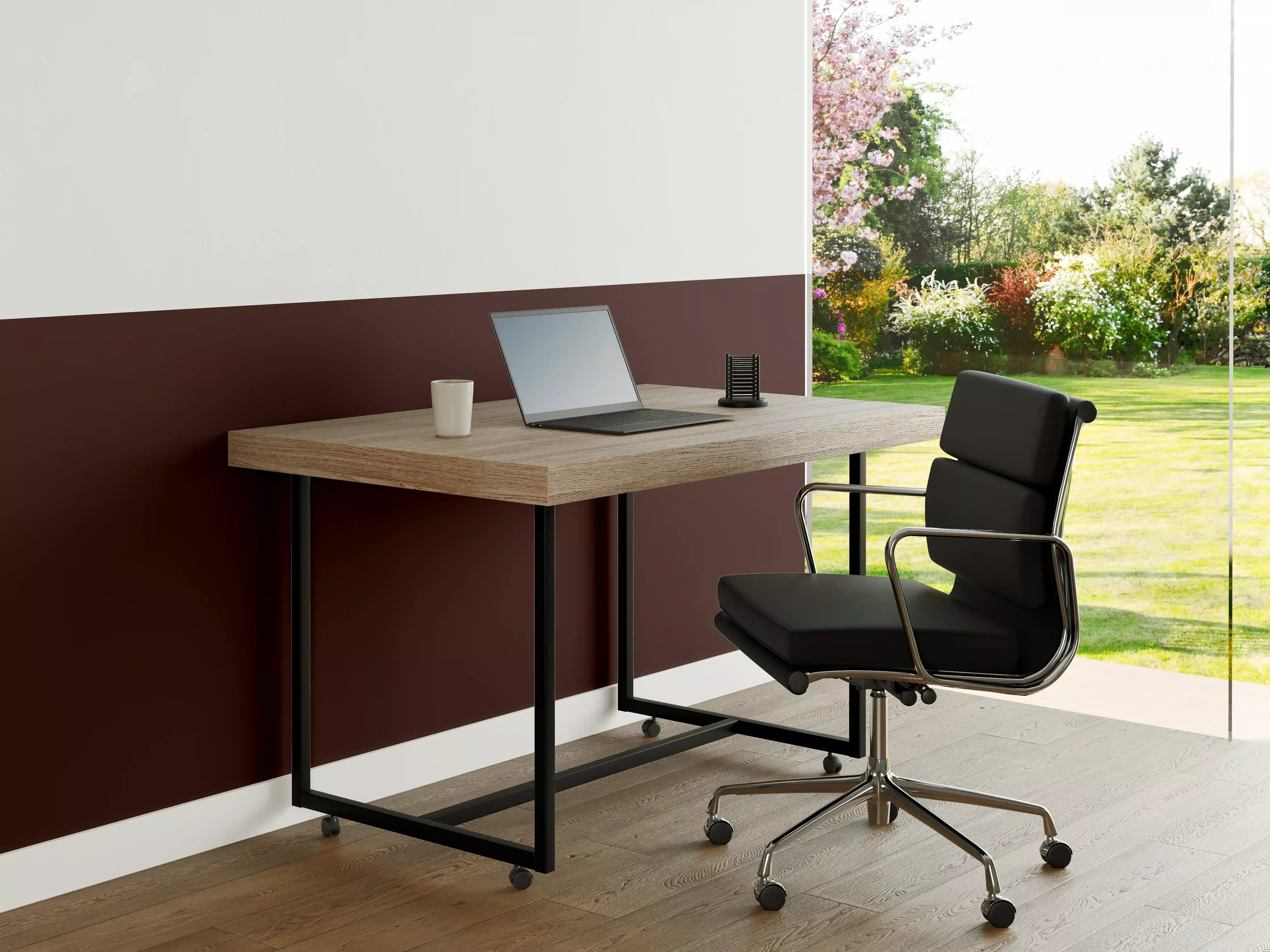 Büro Wandgestaltung - RAL 3007 (Schwarzrot)