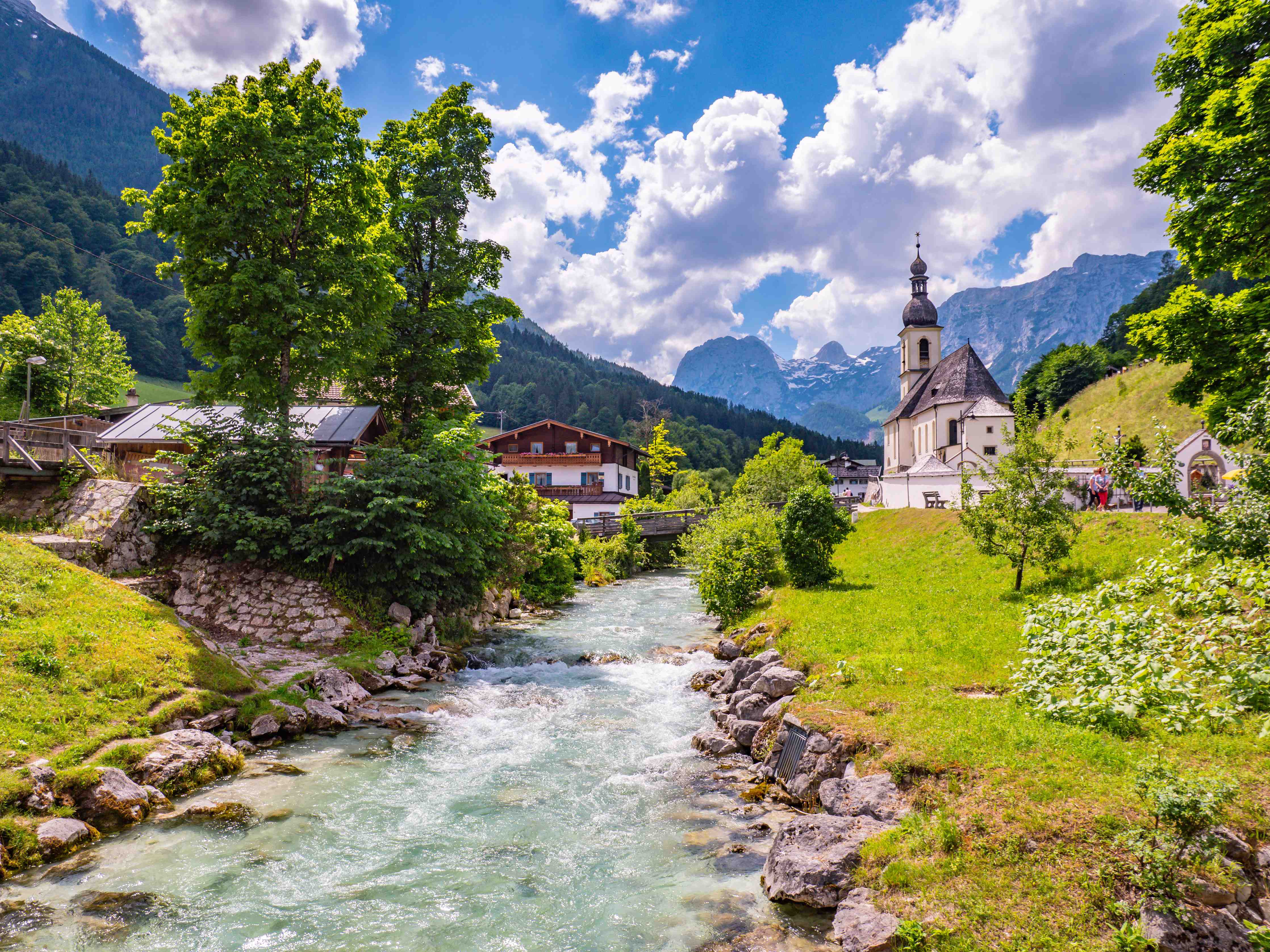 Büro Wandgestaltung-Ramsauer Kirche und Berge