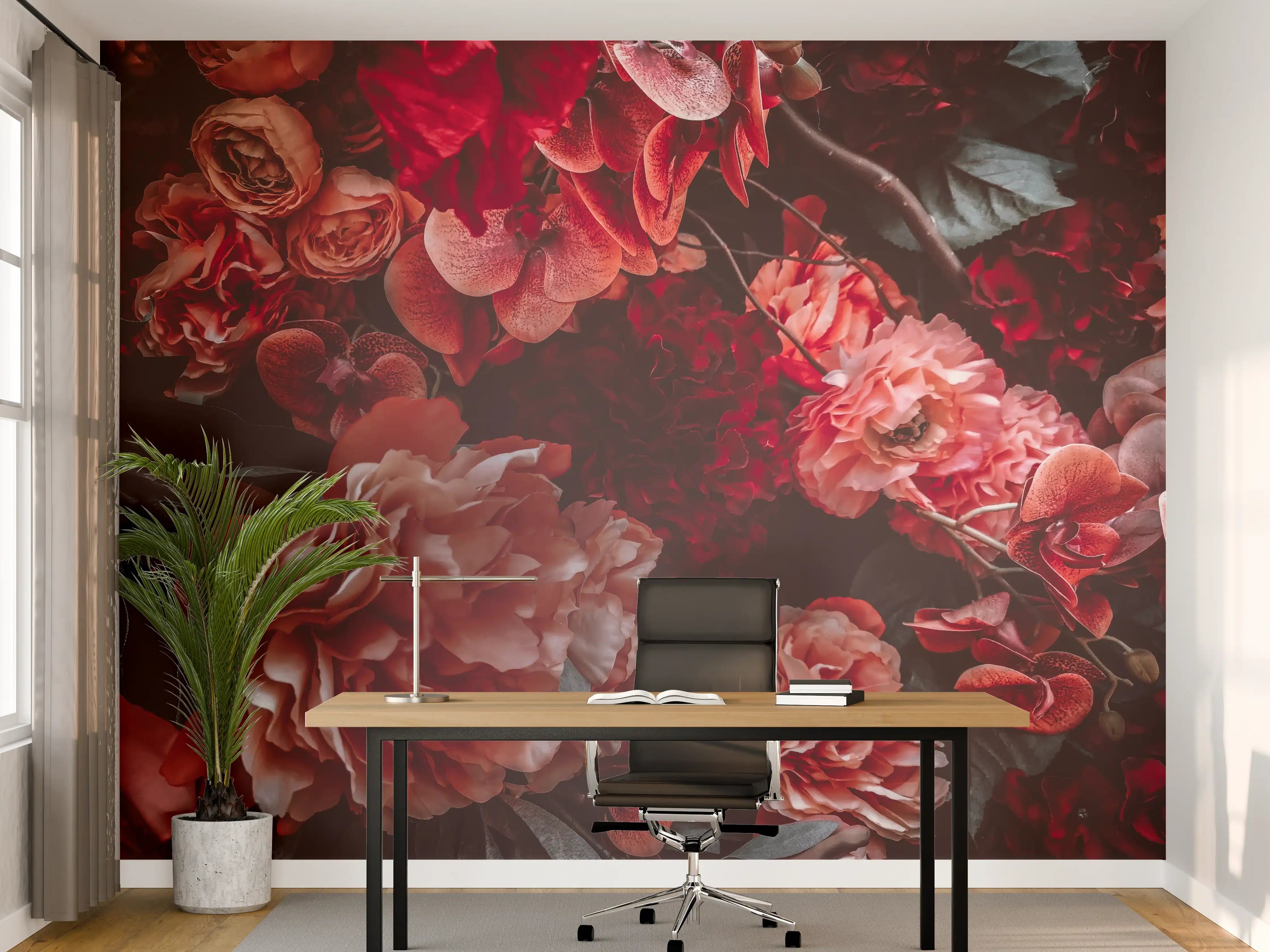 Büro Wandgestaltung - Romantische Blumenpracht in Rot- und Beigetönen