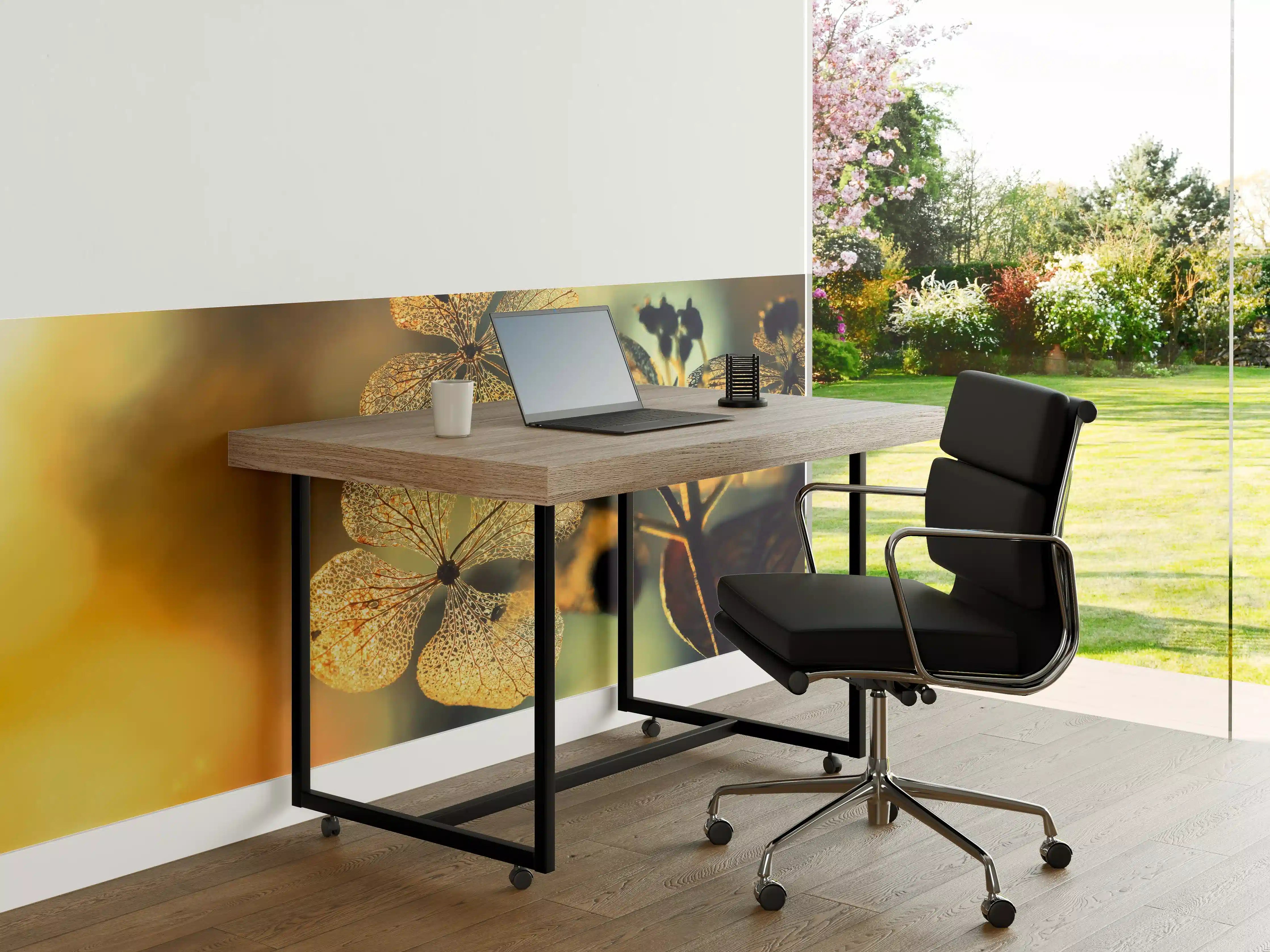 Büro Wandgestaltung - Rosengarten im Frühling, pinke Blüten und Blätter