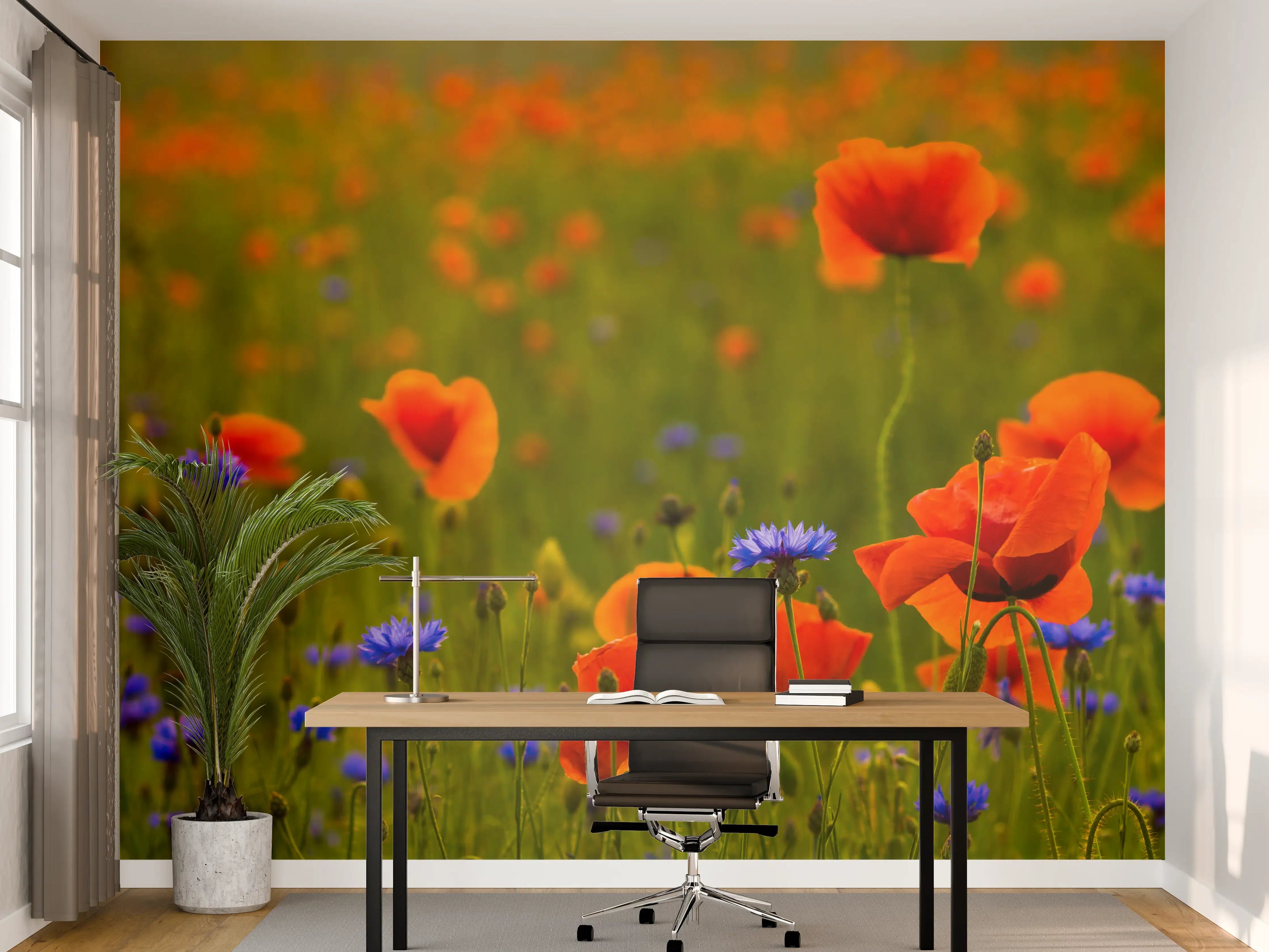 Büro Wandgestaltung - Rotes Mohnfeld mit Kornblumen