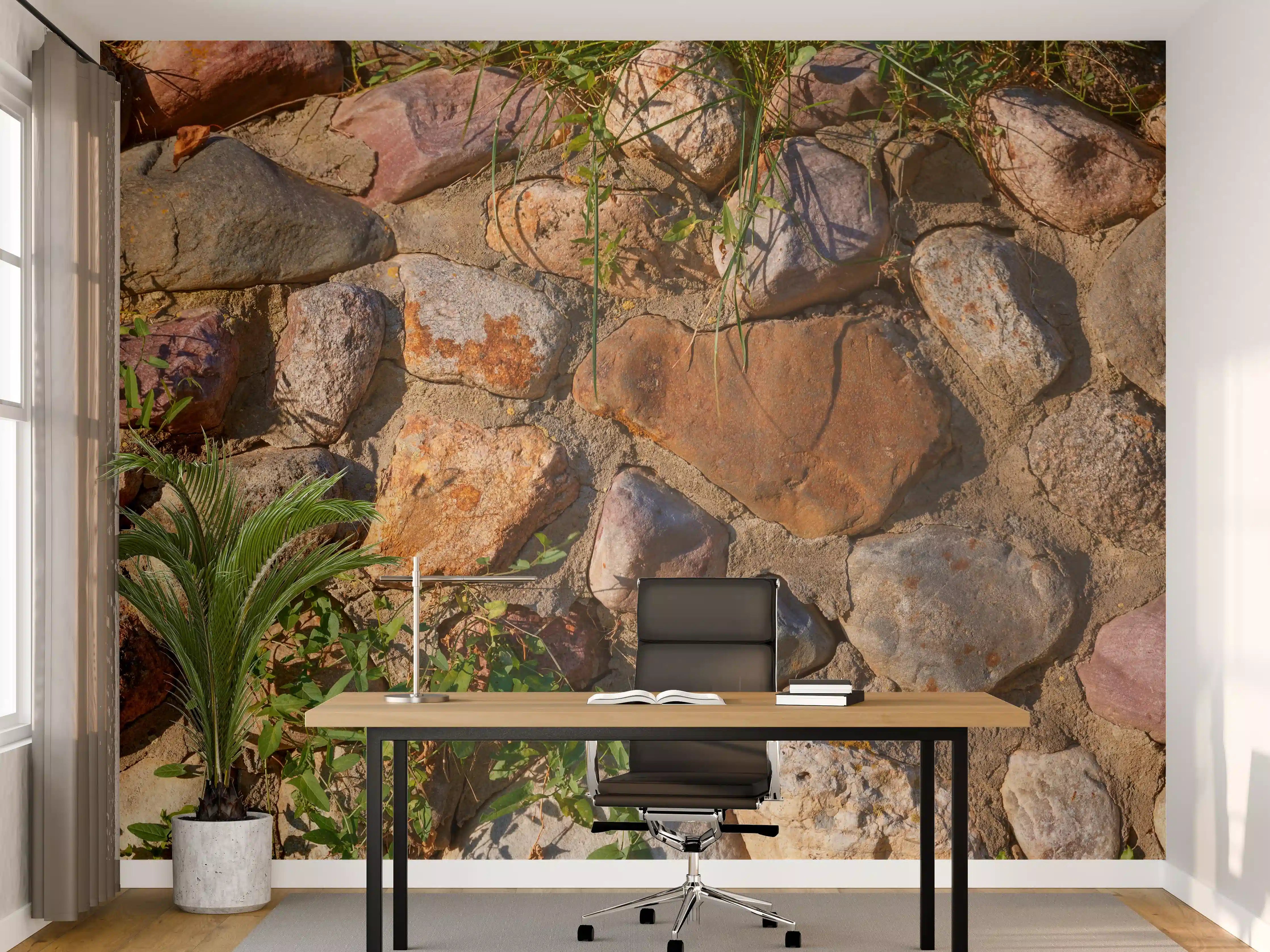 Büro Wandgestaltung - Rustikale Steinmauer mit bunten Natursteinen