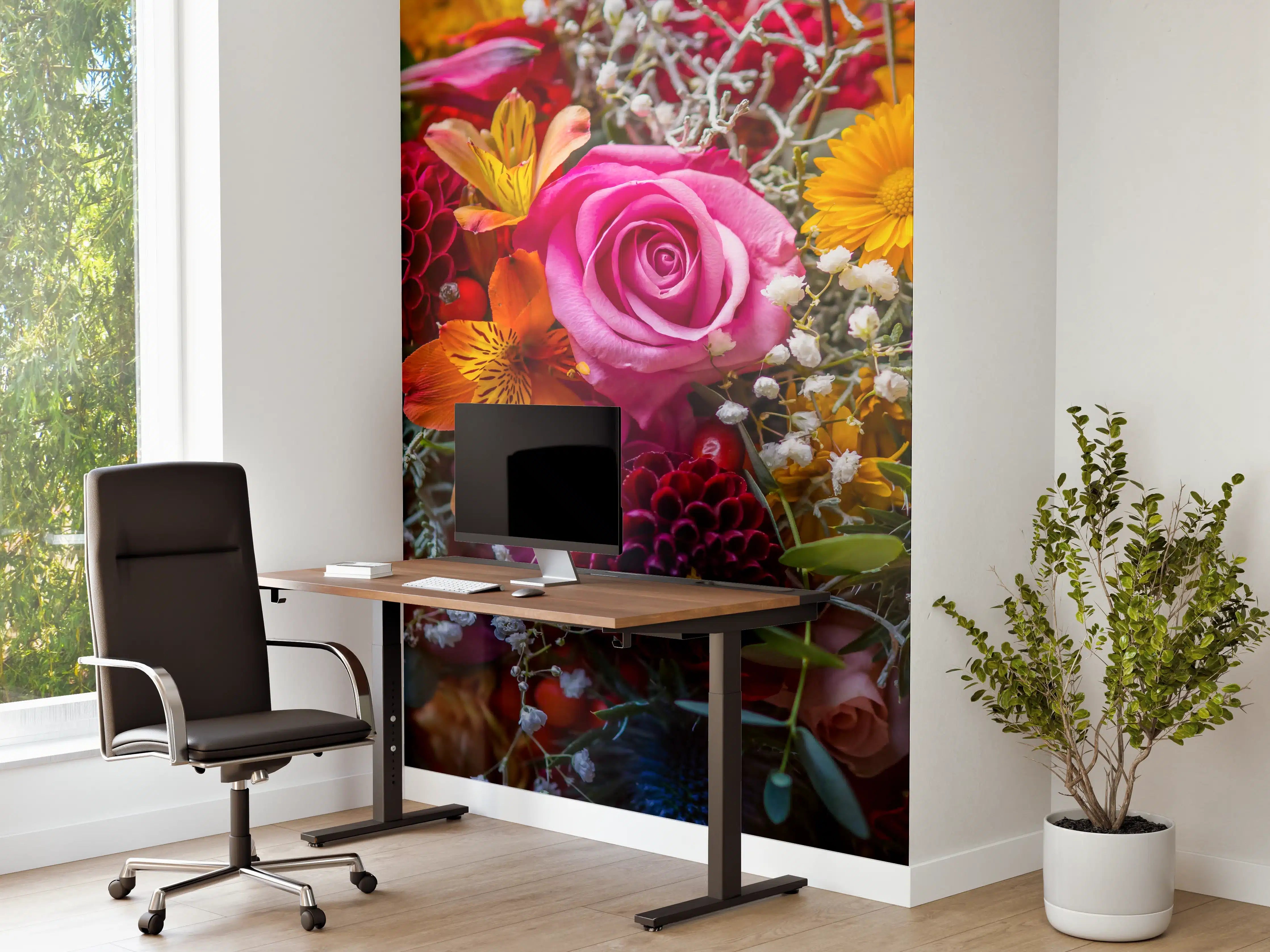 Büro Wandgestaltung - Satter bunter Blumenstrauß