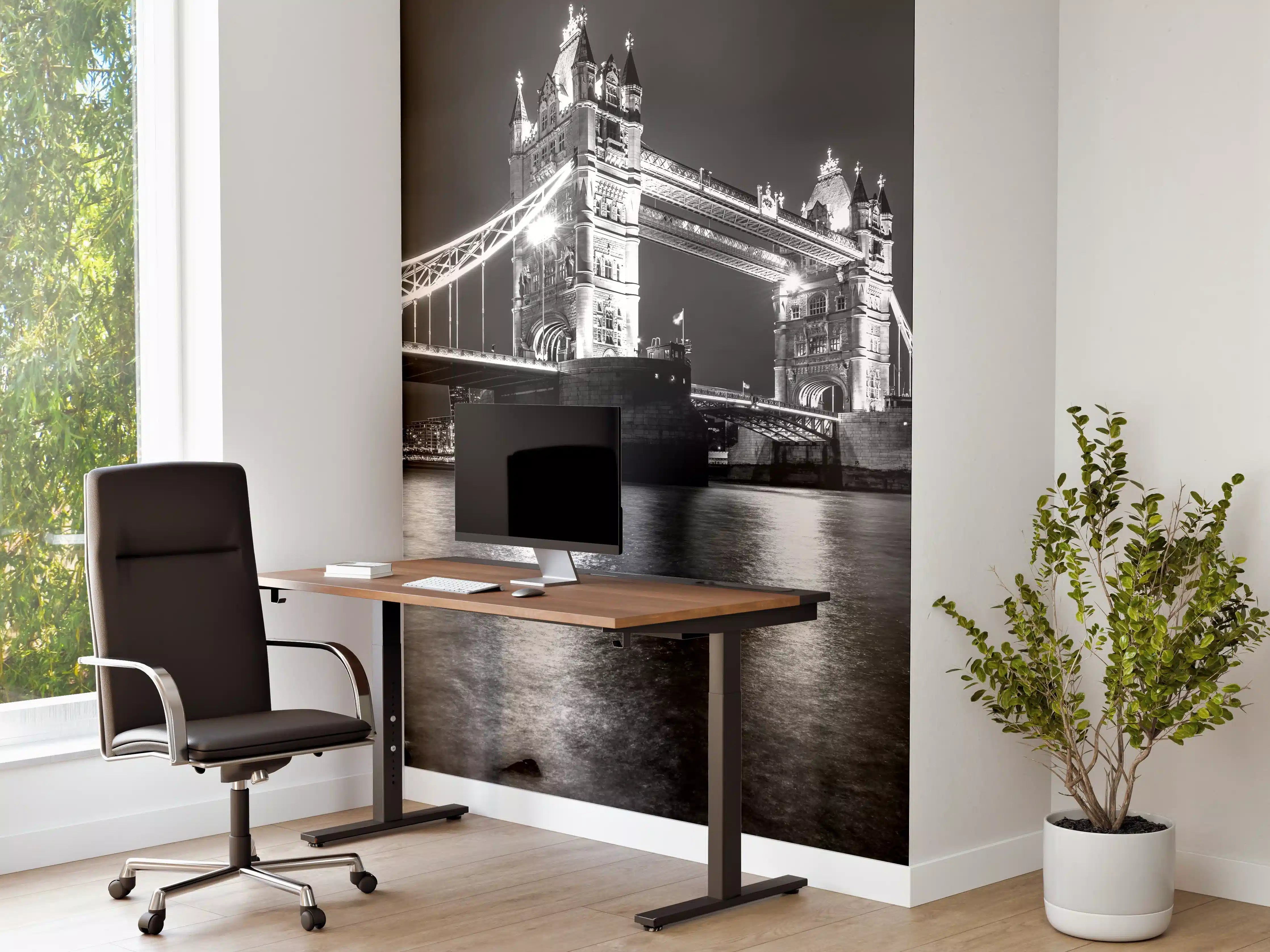 Büro Wandgestaltung - Schwarz-Weiß London Bridge Atmosphäre