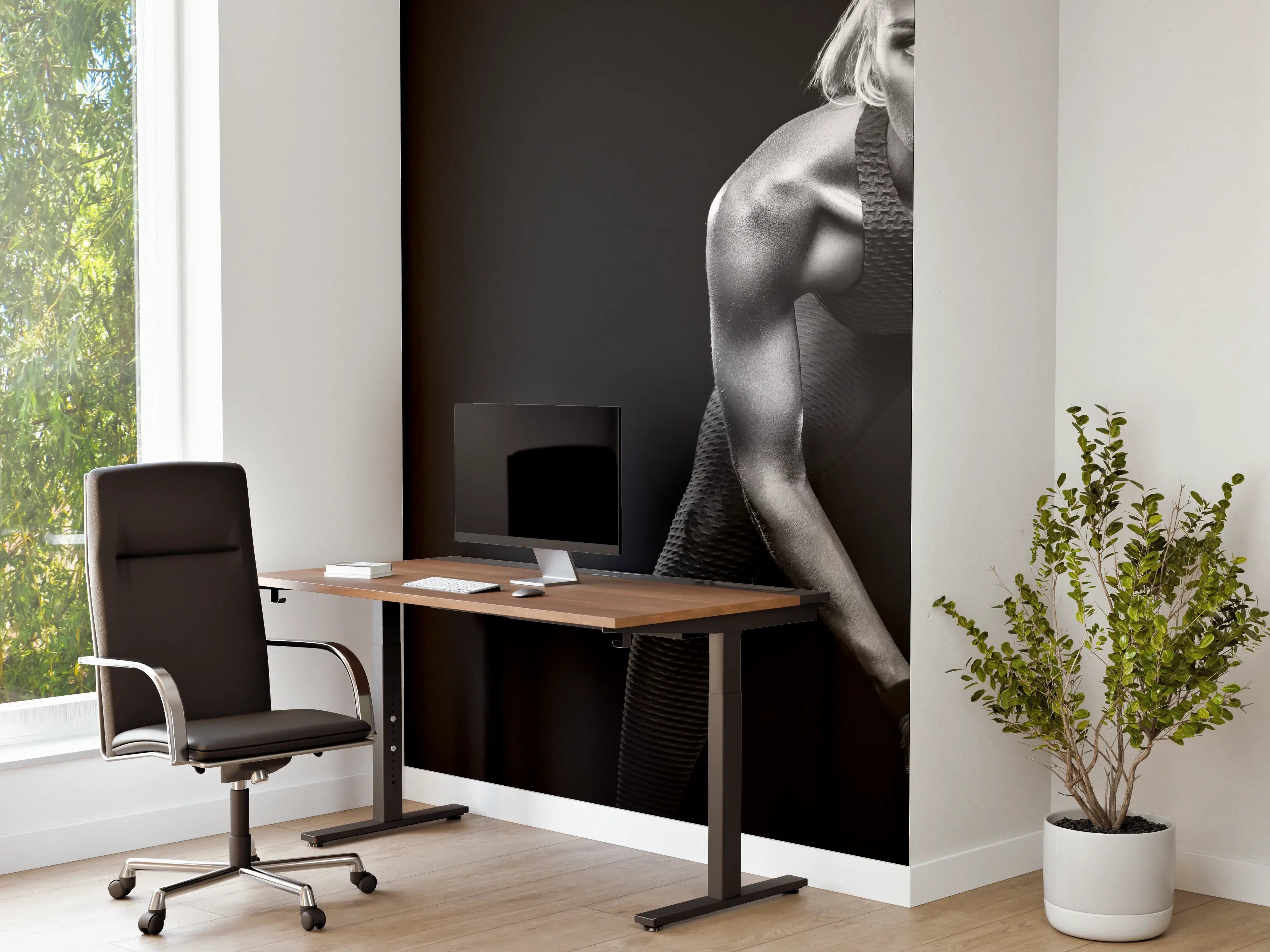 Büro Wandgestaltung - Schwarz-weiß Ansicht - Tennisspielerin