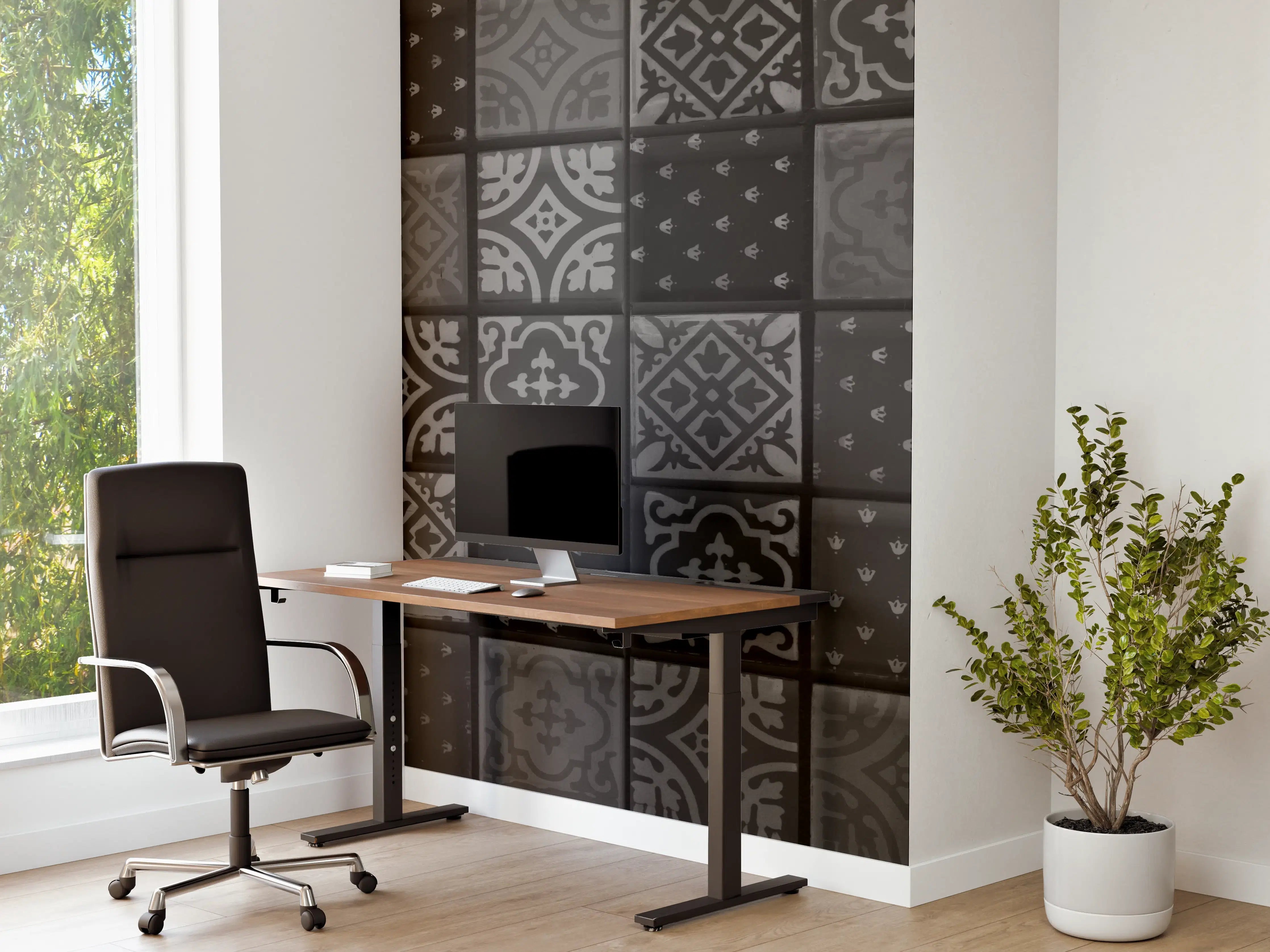 Büro Wandgestaltung - Schwarze anthrazit Fliesen