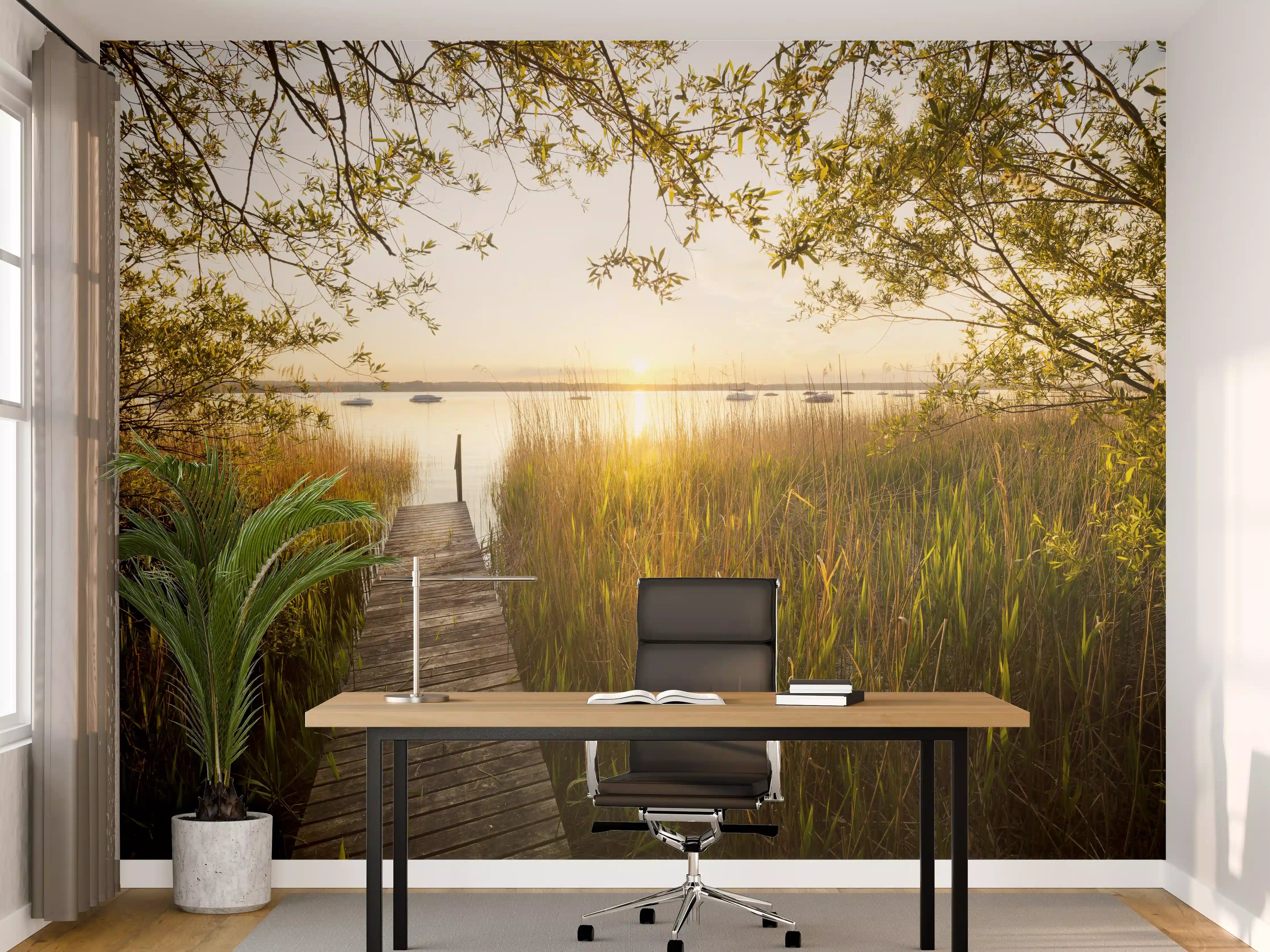 Büro Wandgestaltung - See in Bayern bei Sonnenuntergang