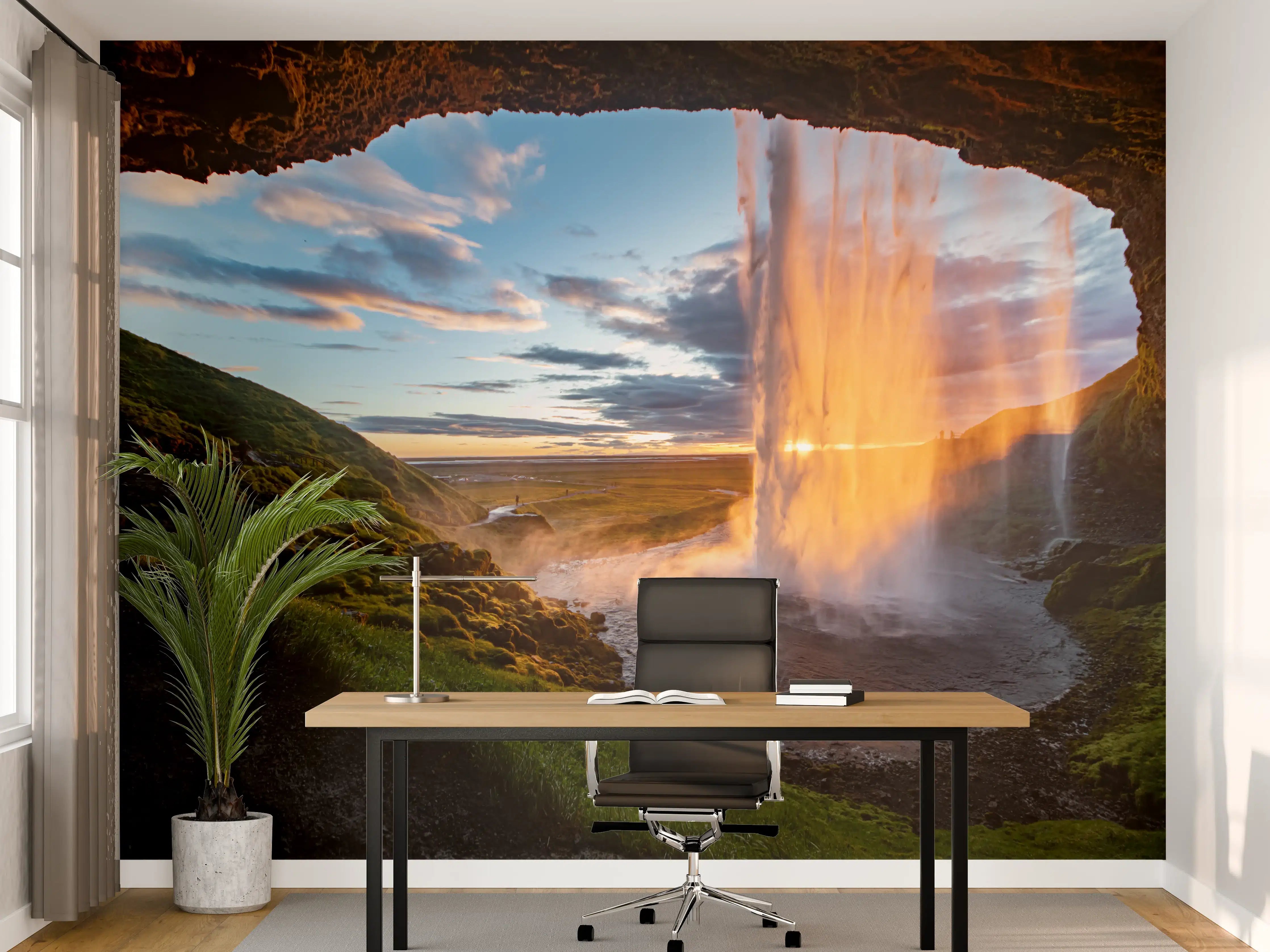 Büro Wandgestaltung - Seljalandsfoss Wasserfall in Island bei Sonnenuntergang