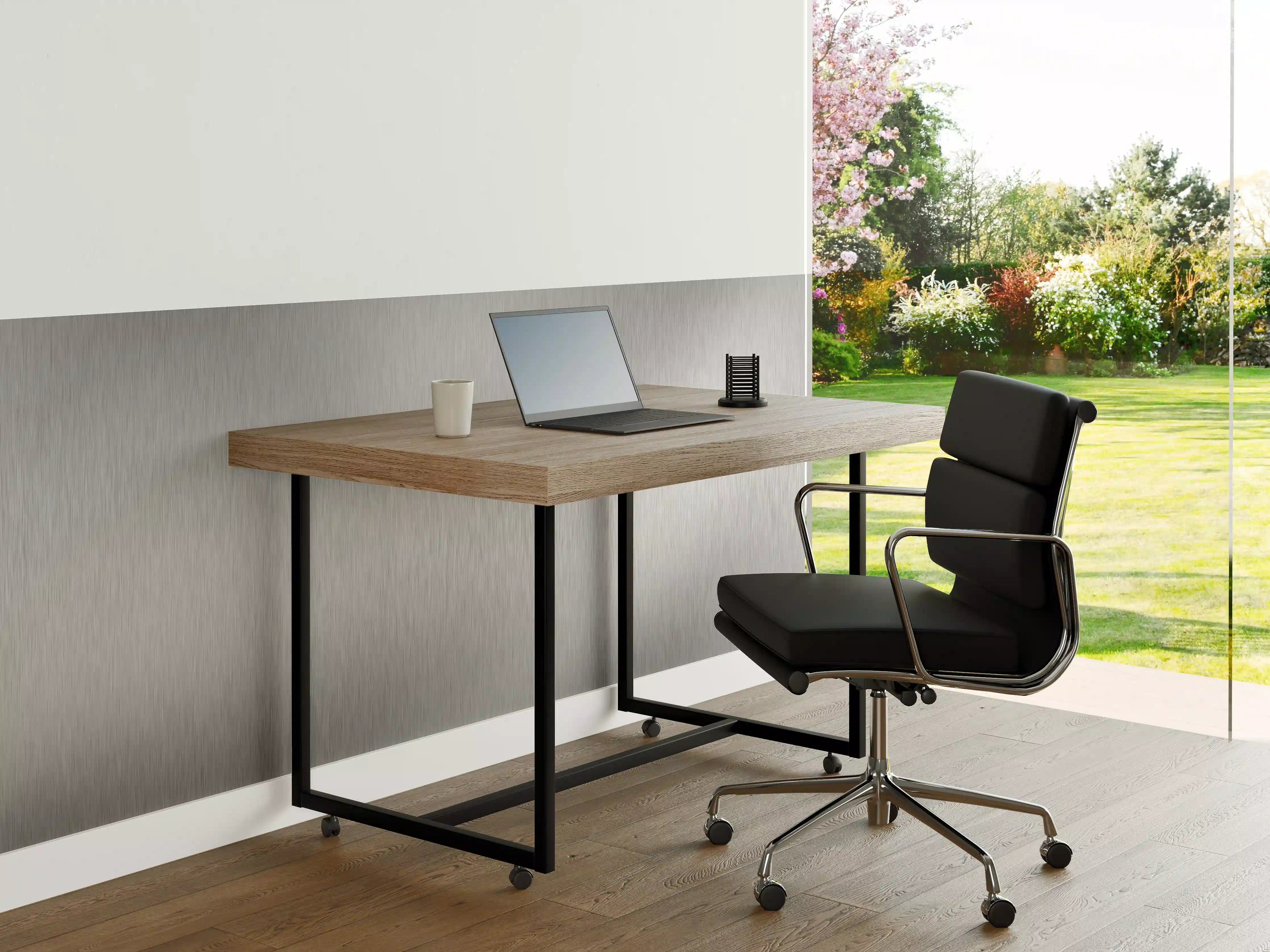 Büro Wandgestaltung - Silberne belichtete Oberfläche