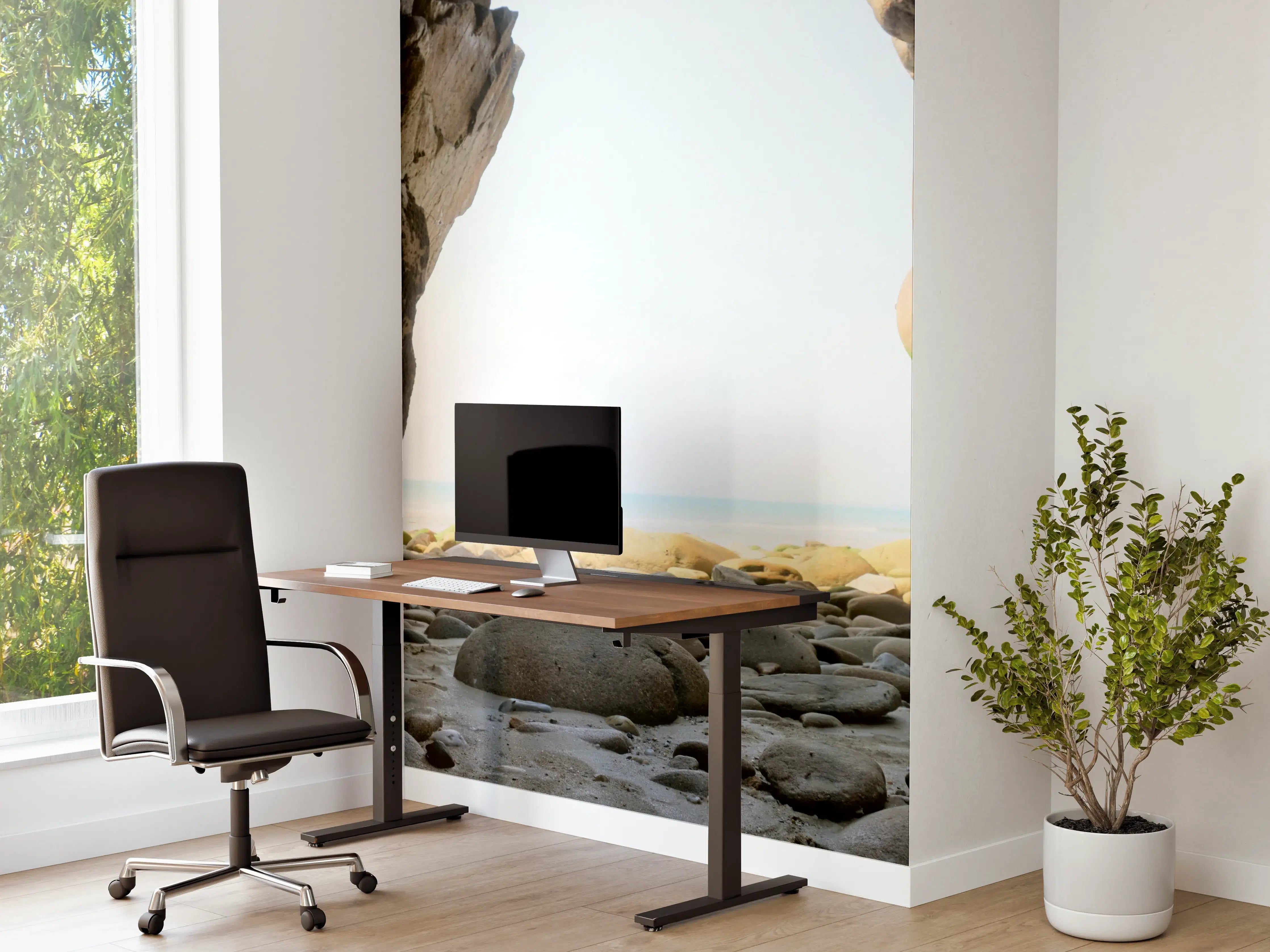 Büro Wandgestaltung - Steinstrand zwischen Felsen an Küste