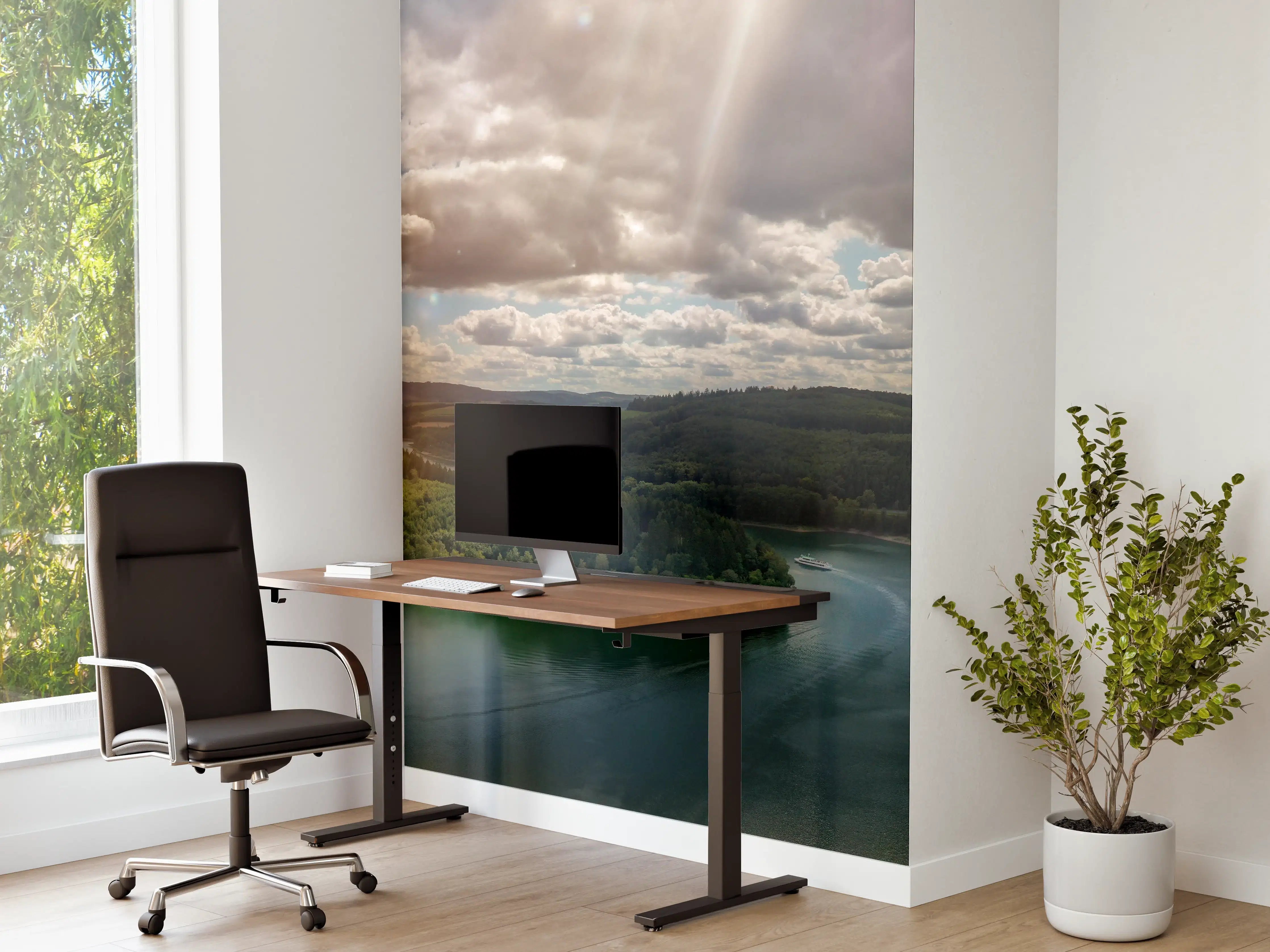 Büro Wandgestaltung - Strahlender Himmel über grünem See