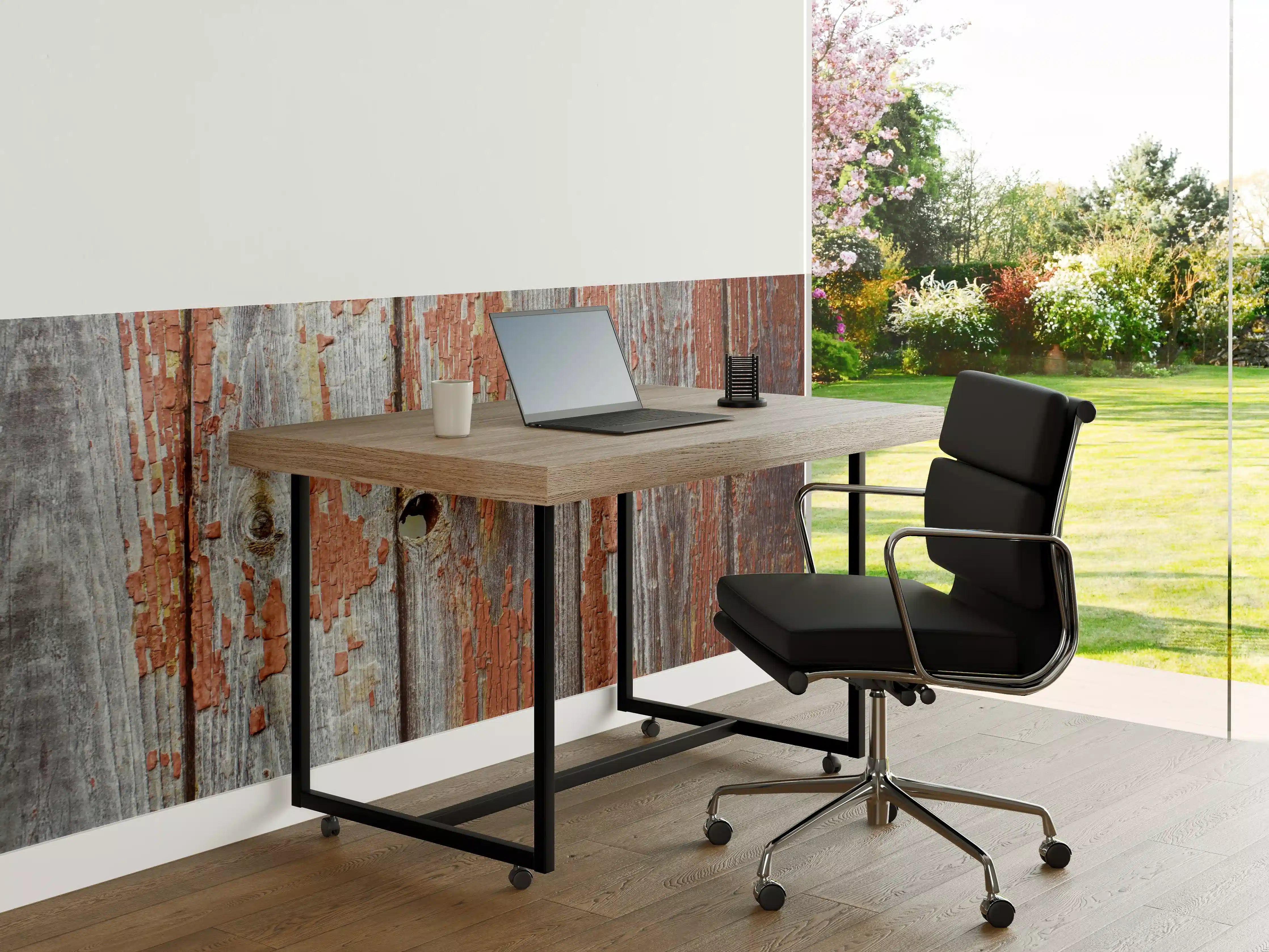 Büro Wandgestaltung - Verwitterte Holzoberfläche mit roter Patina