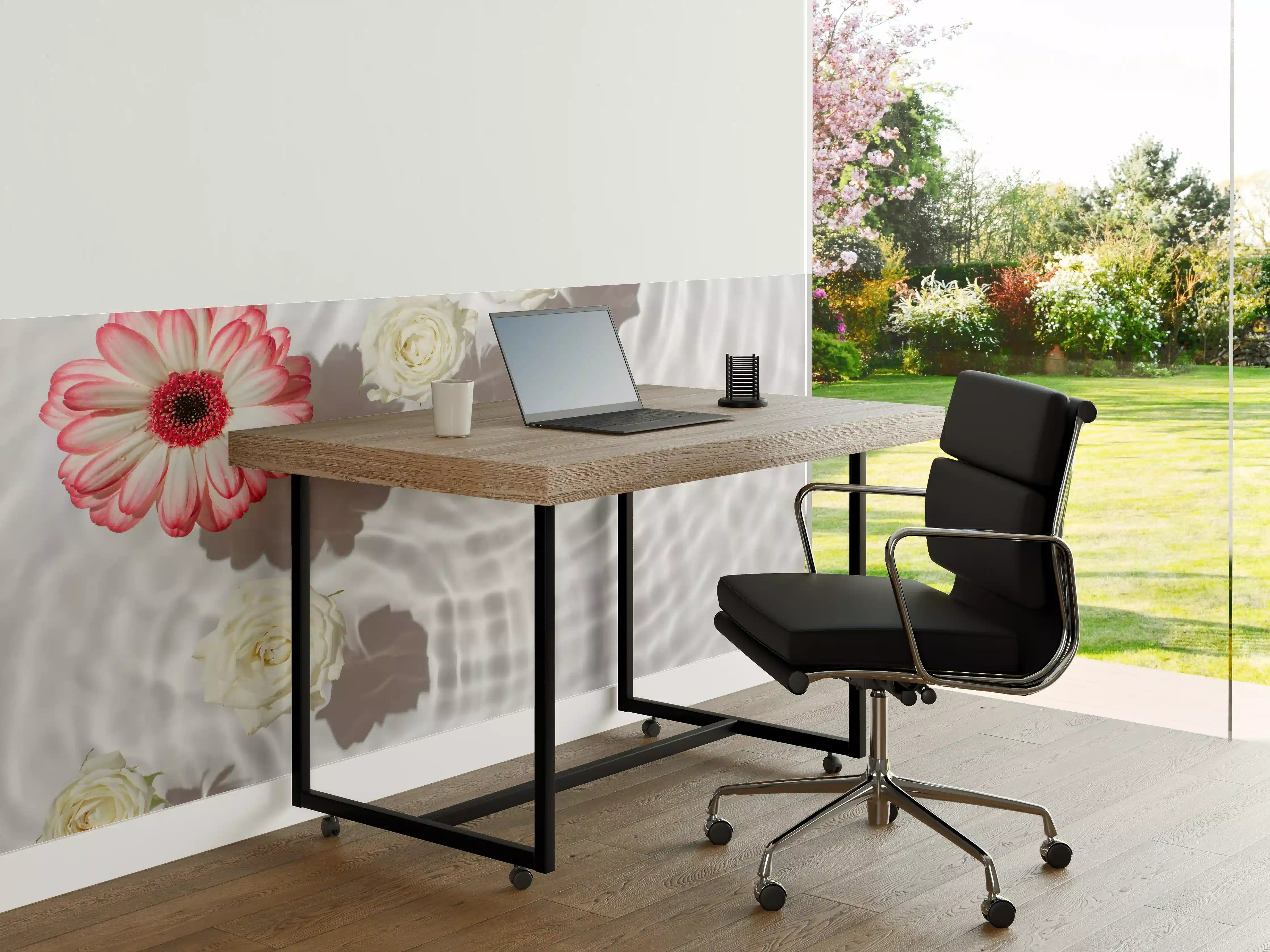 Büro Wandgestaltung - Weiße Wasserblumen mit Rosa-Akzent