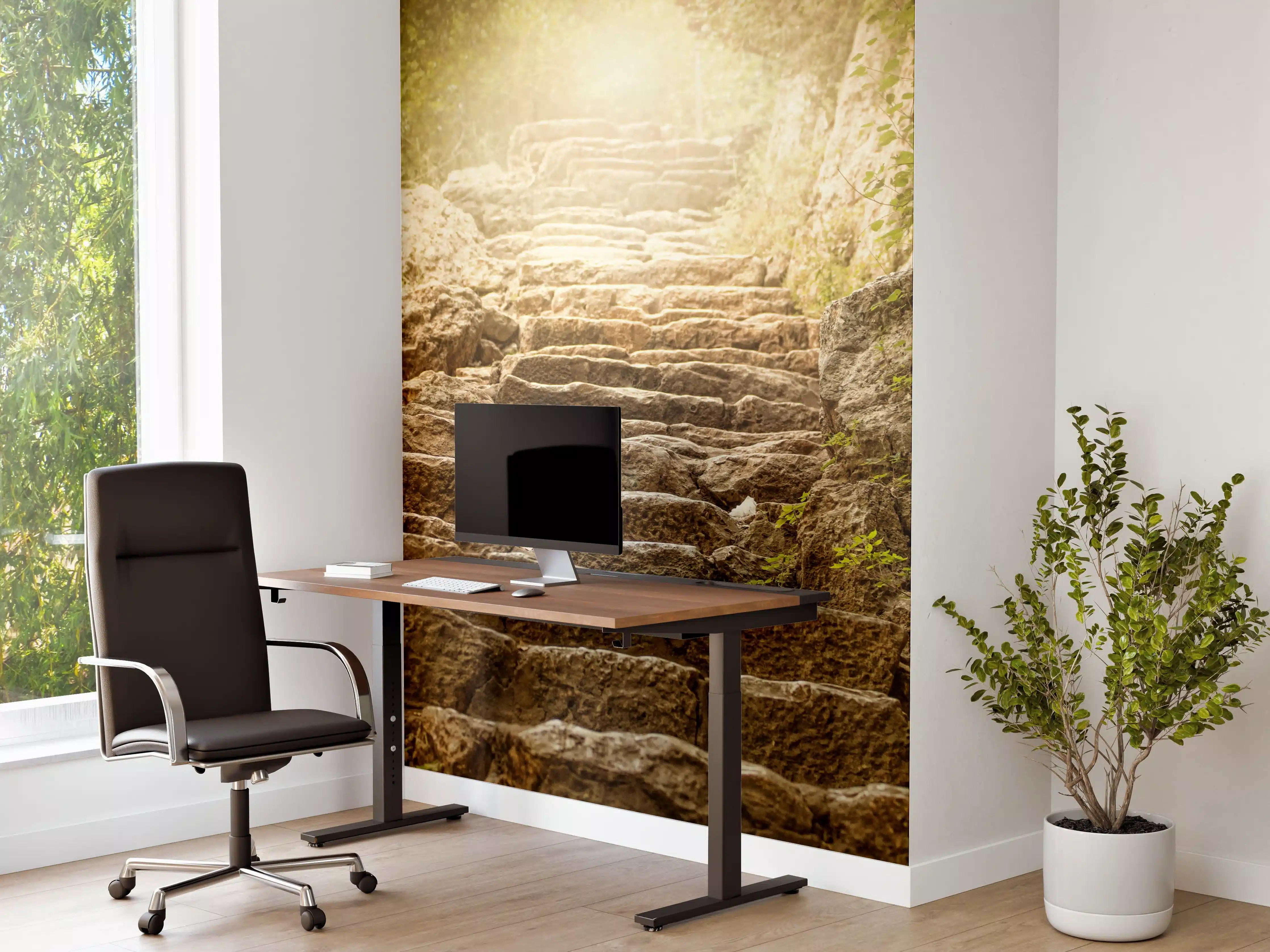 Büro Wandgestaltung - bewachsene Steintreppen in der Natur