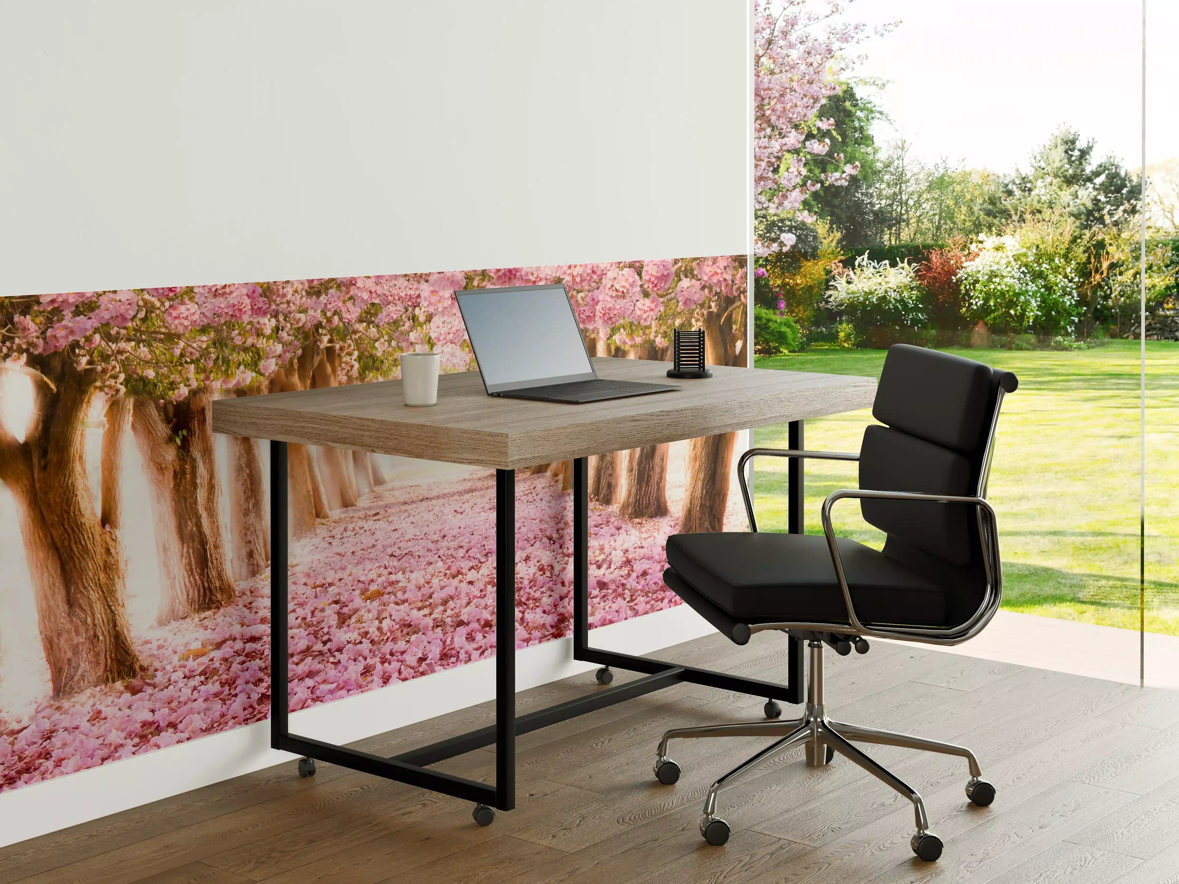 Büro Wandgestaltung - romantischer Weg aus Blüten im Wald