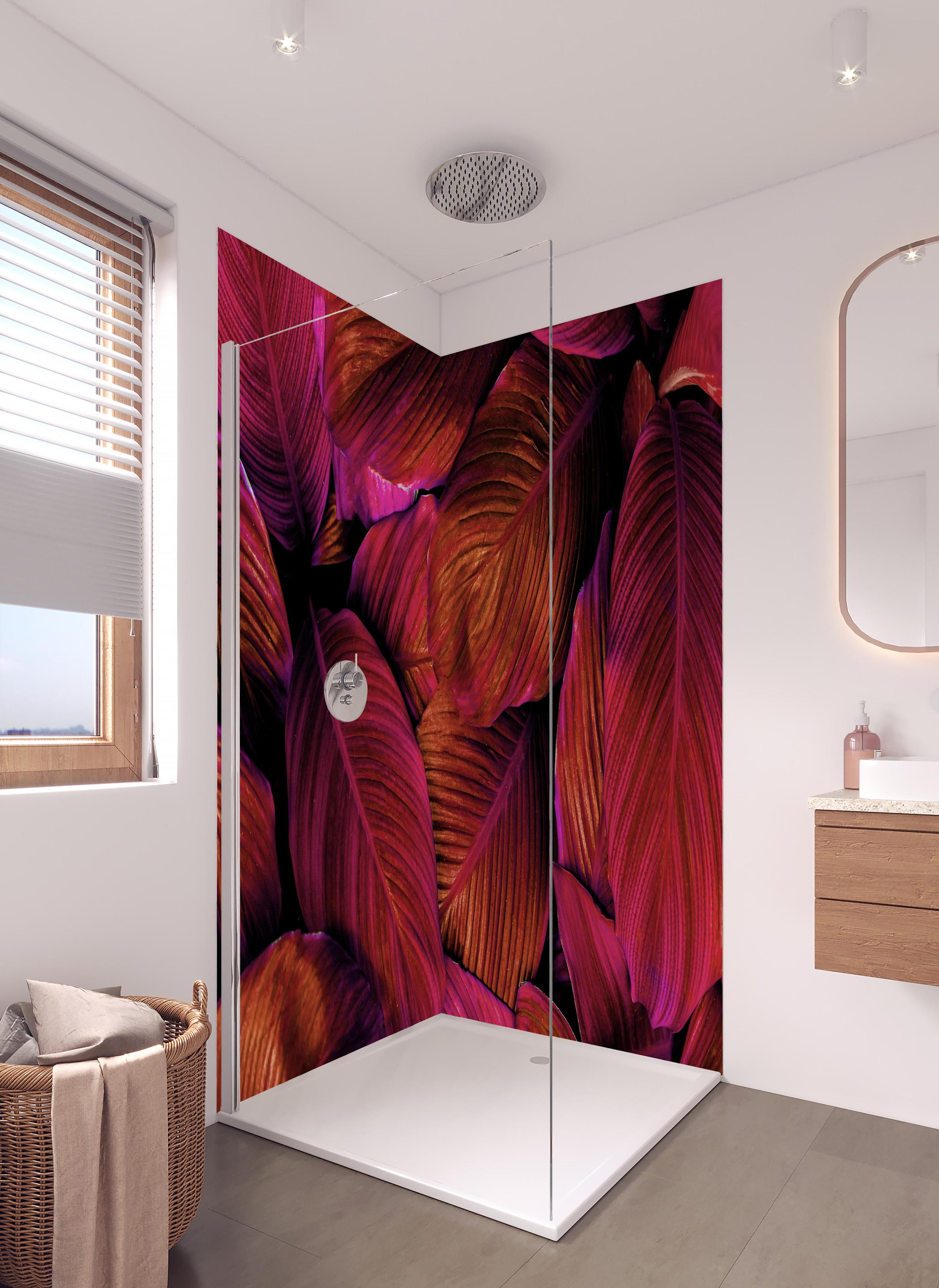 Duschrückwand - Spathiphyllum cannifolium - Rosa Blätter in hellem Badezimmer mit Regenduschkopf - zweiteilige Eck-Duschrückwand