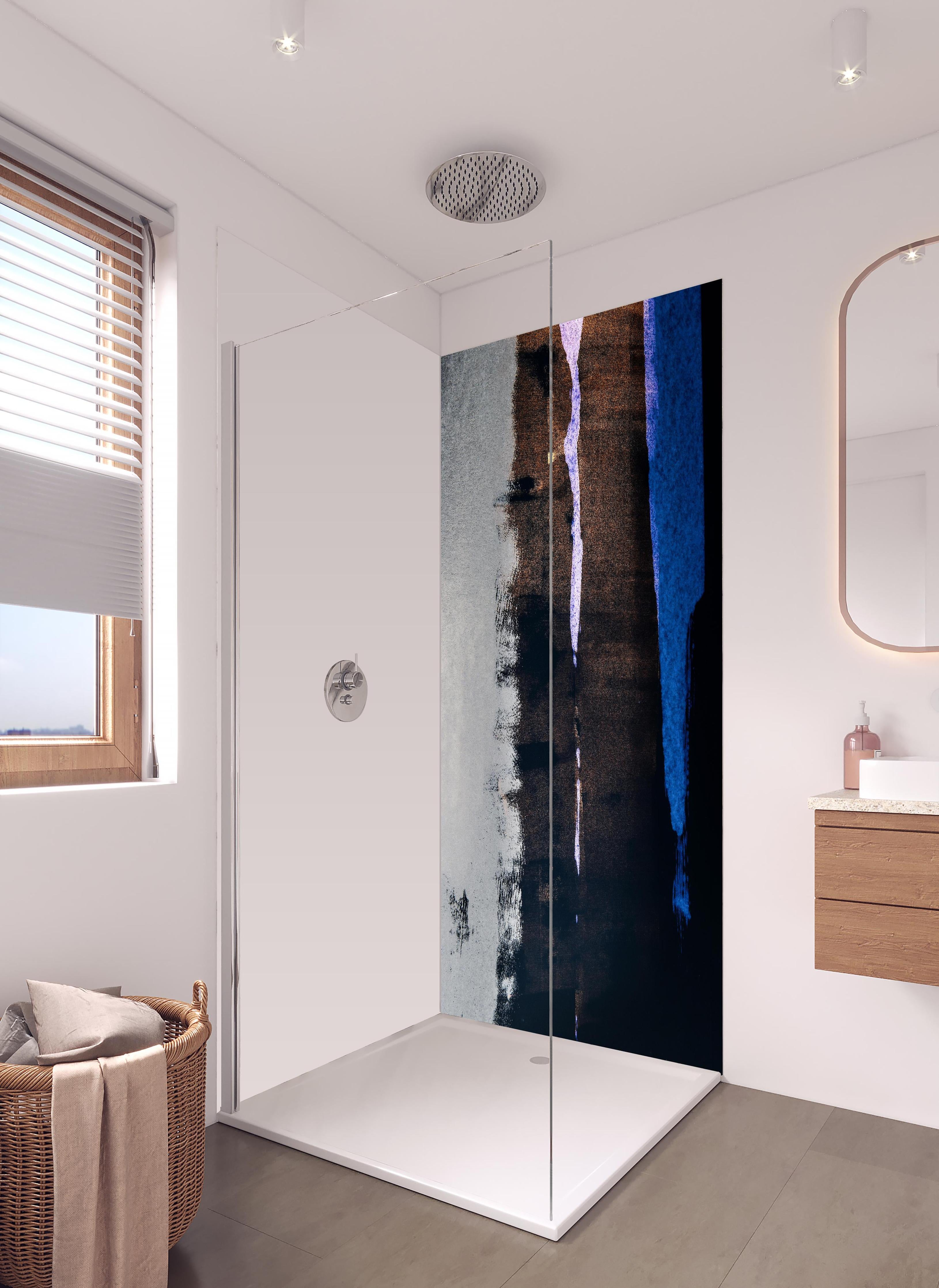 Duschrückwand - Abstrakte dunkle Steinreflexion mit Pinselstrich in hellem Badezimmer mit Regenduschkopf - zweiteilige Eck-Duschrückwand