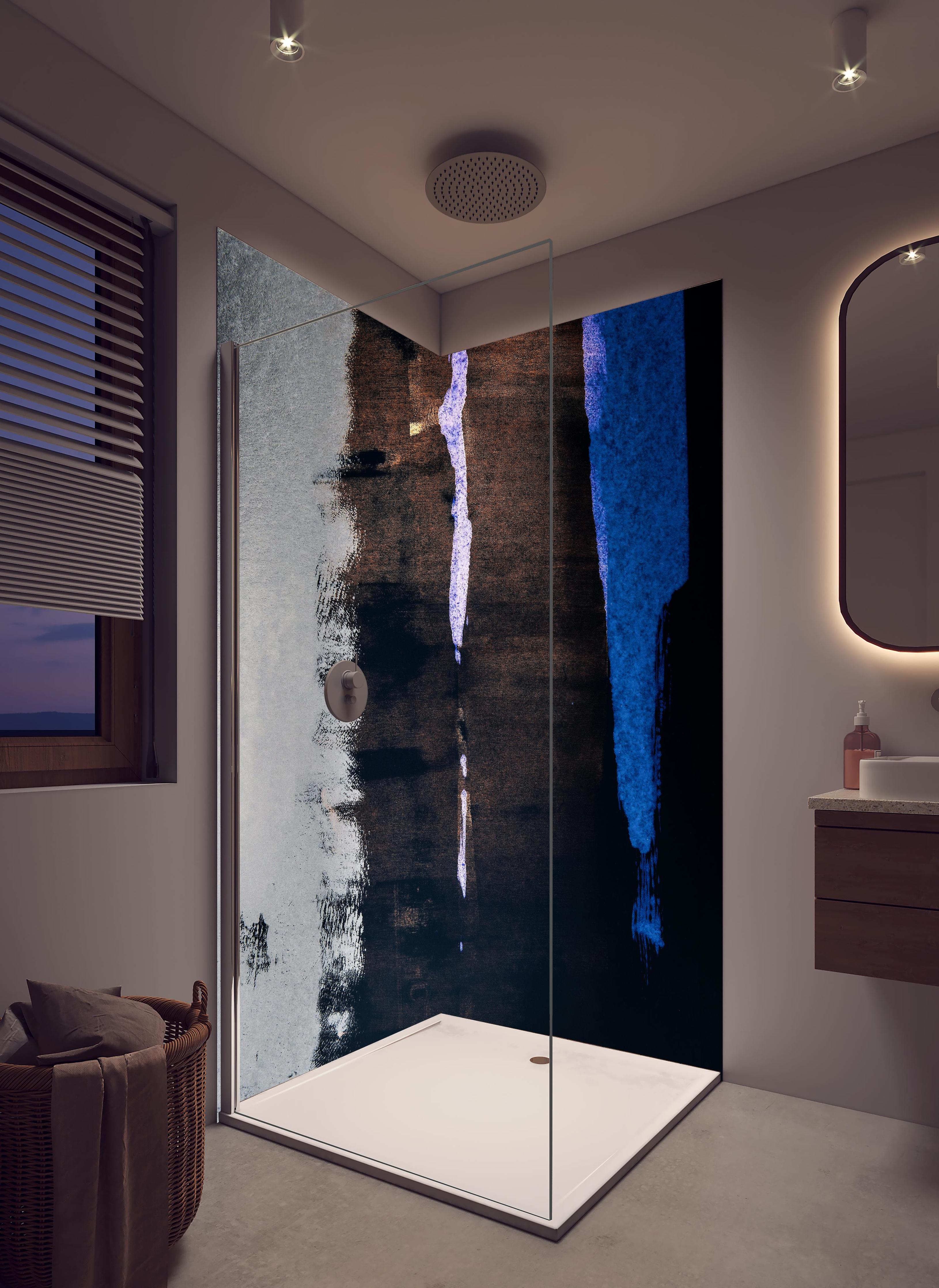 Duschrückwand - Abstrakte dunkle Steinreflexion mit Pinselstrich in hellem Badezimmer mit Regenduschkopf - zweiteilige Eck-Duschrückwand