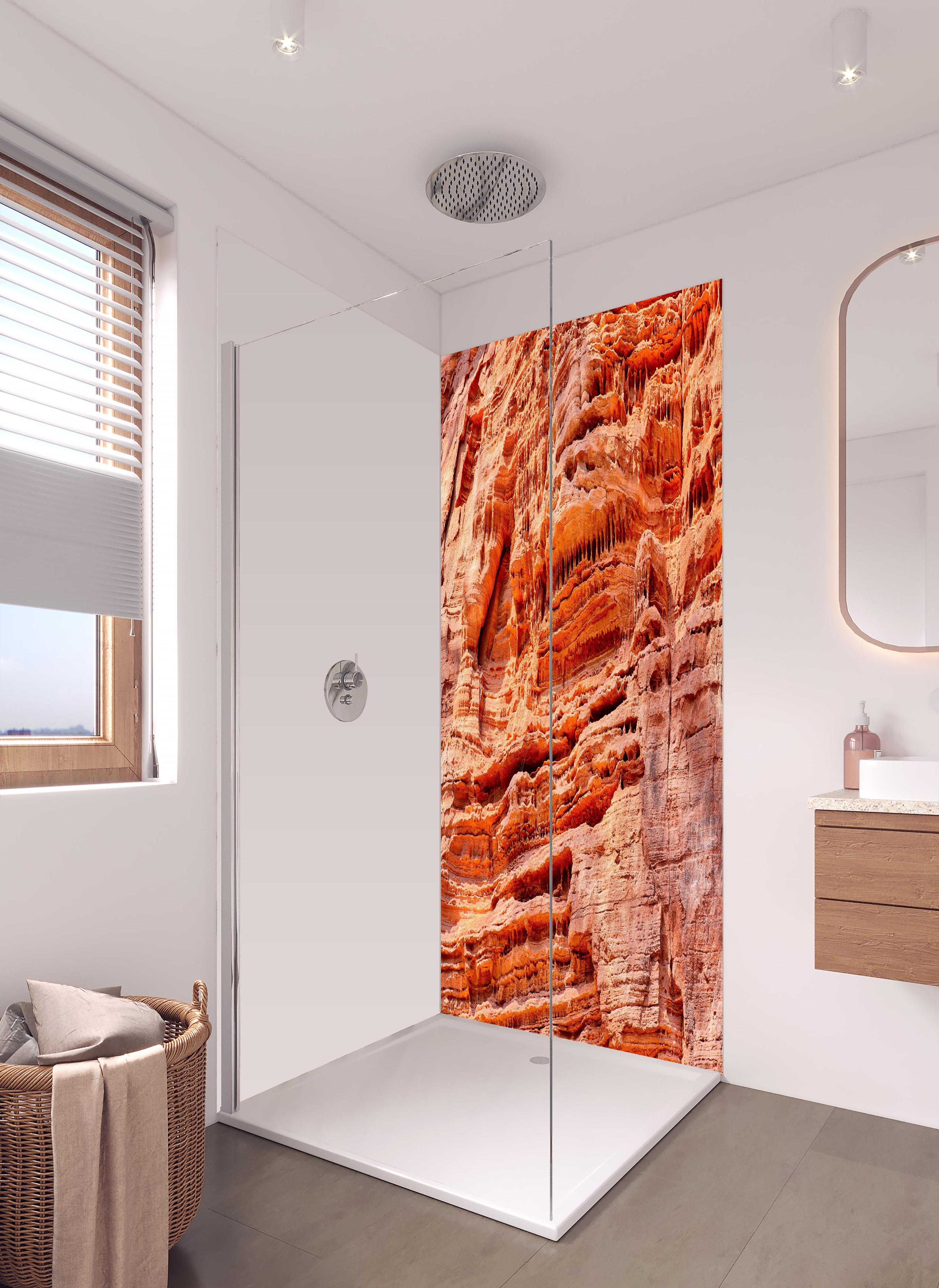 Duschrückwand - Altschlosspfad im Pirmasens-Land in hellem Badezimmer mit Regenduschkopf - zweiteilige Eck-Duschrückwand