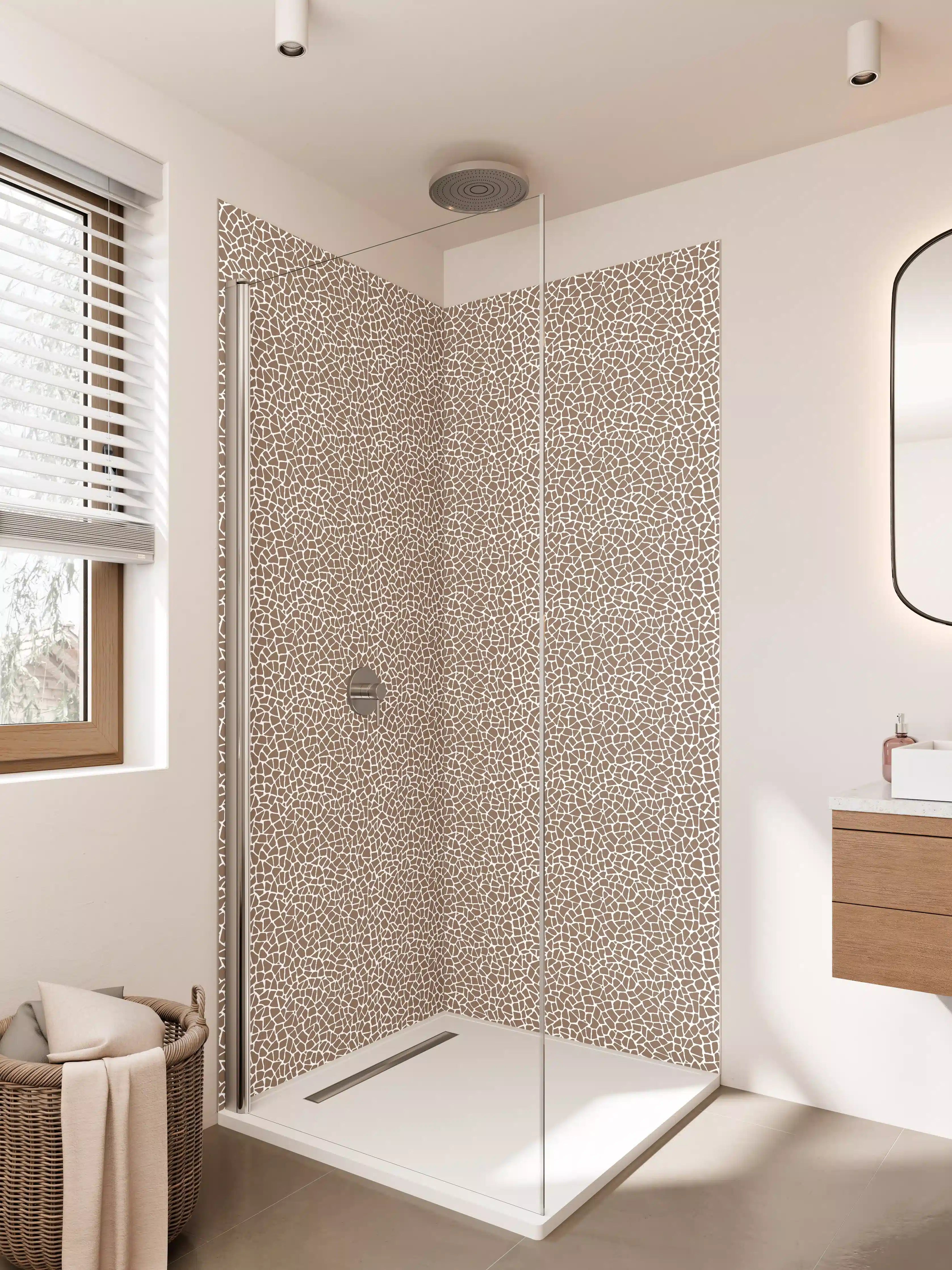 Duschrückwand - Beige Tiermuster mit feiner Struktur