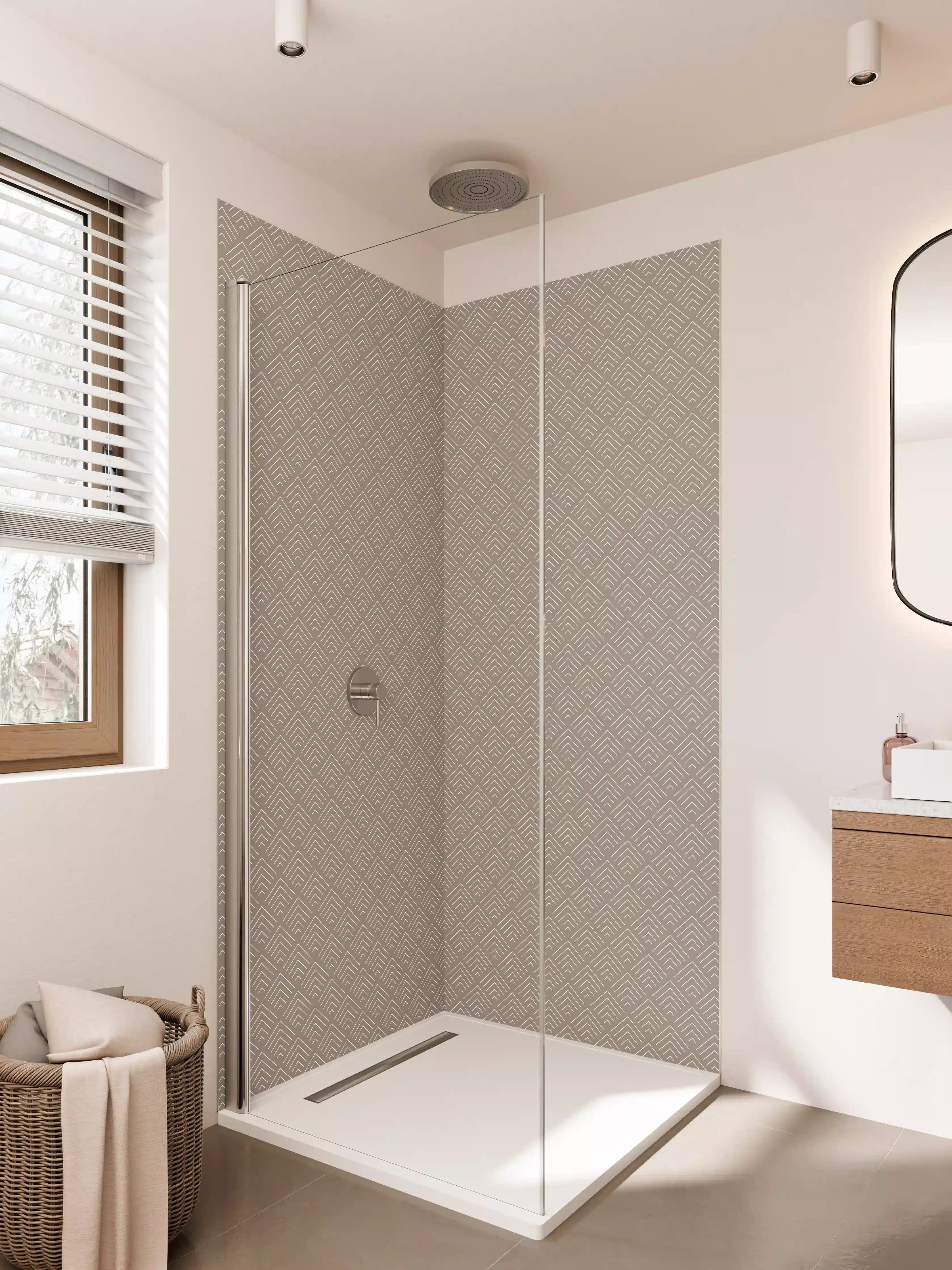 Duschrückwand - Beige und Grau strukturierte Wand mit geometrichem Muster