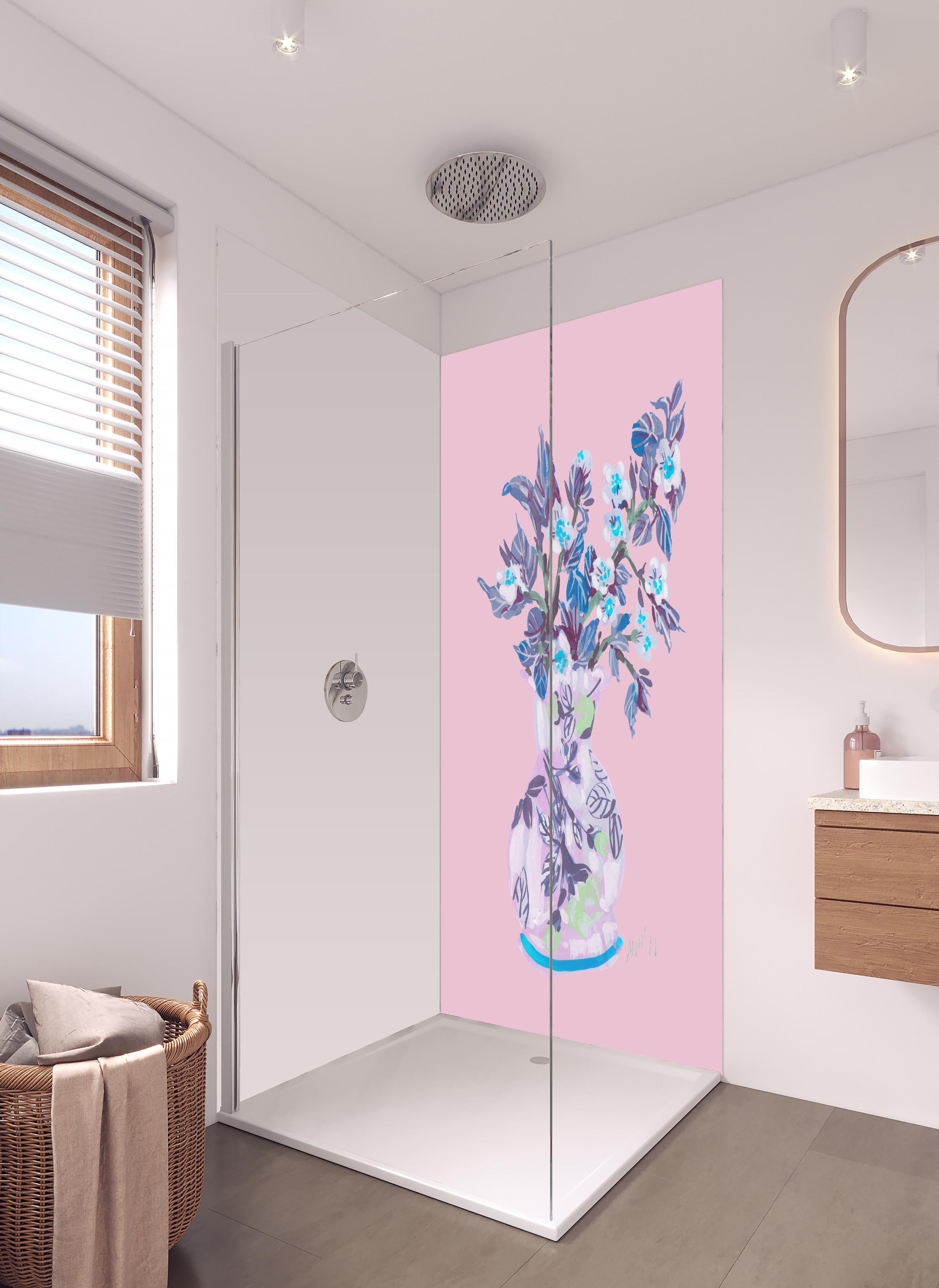 Duschrückwand - Bläuliche Apfelblüte - Gemälde in hellem Badezimmer mit Regenduschkopf - zweiteilige Eck-Duschrückwand