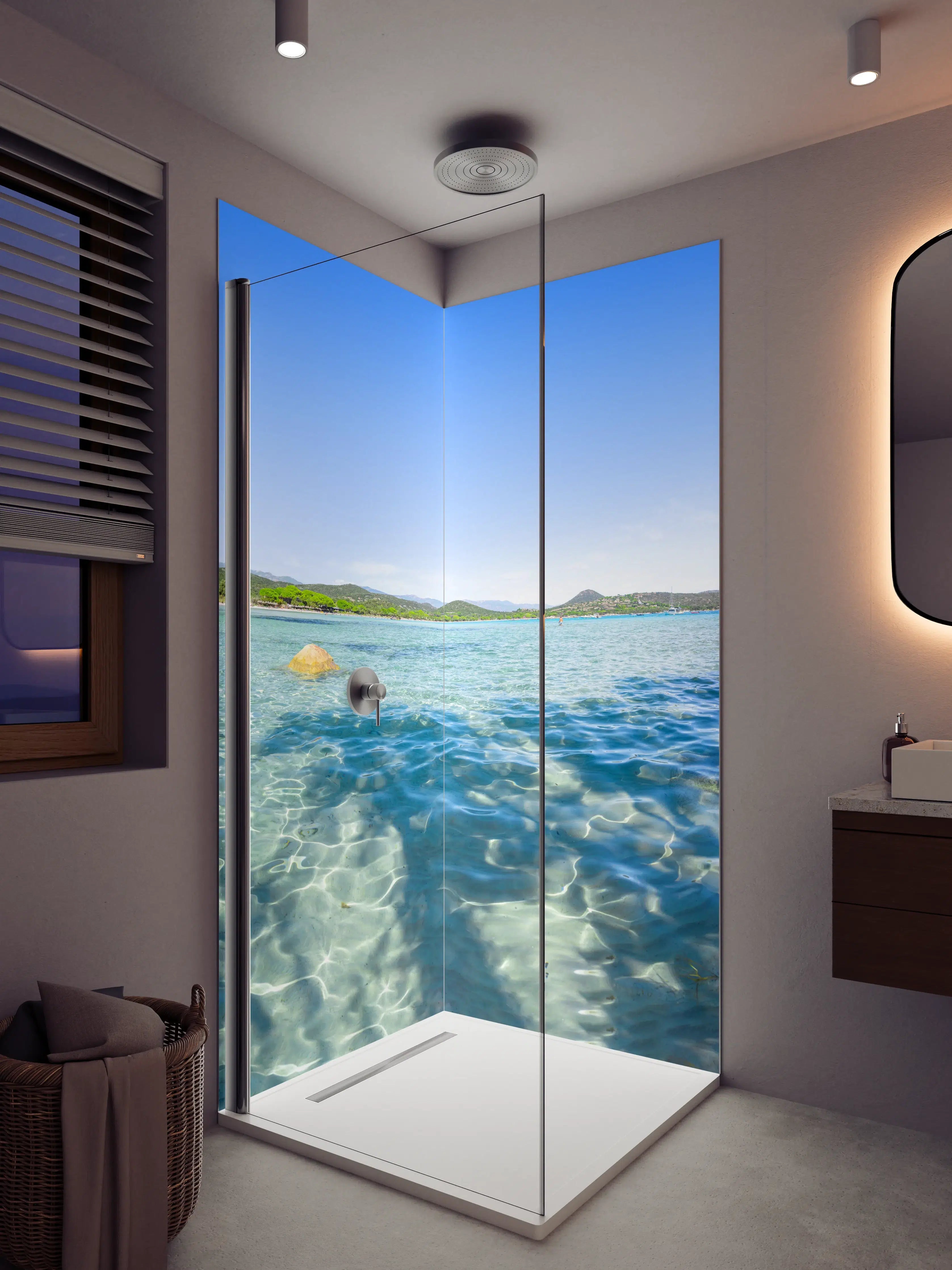 Duschrückwand - Blauer Fluss mit Felsen und grünen Bäumen