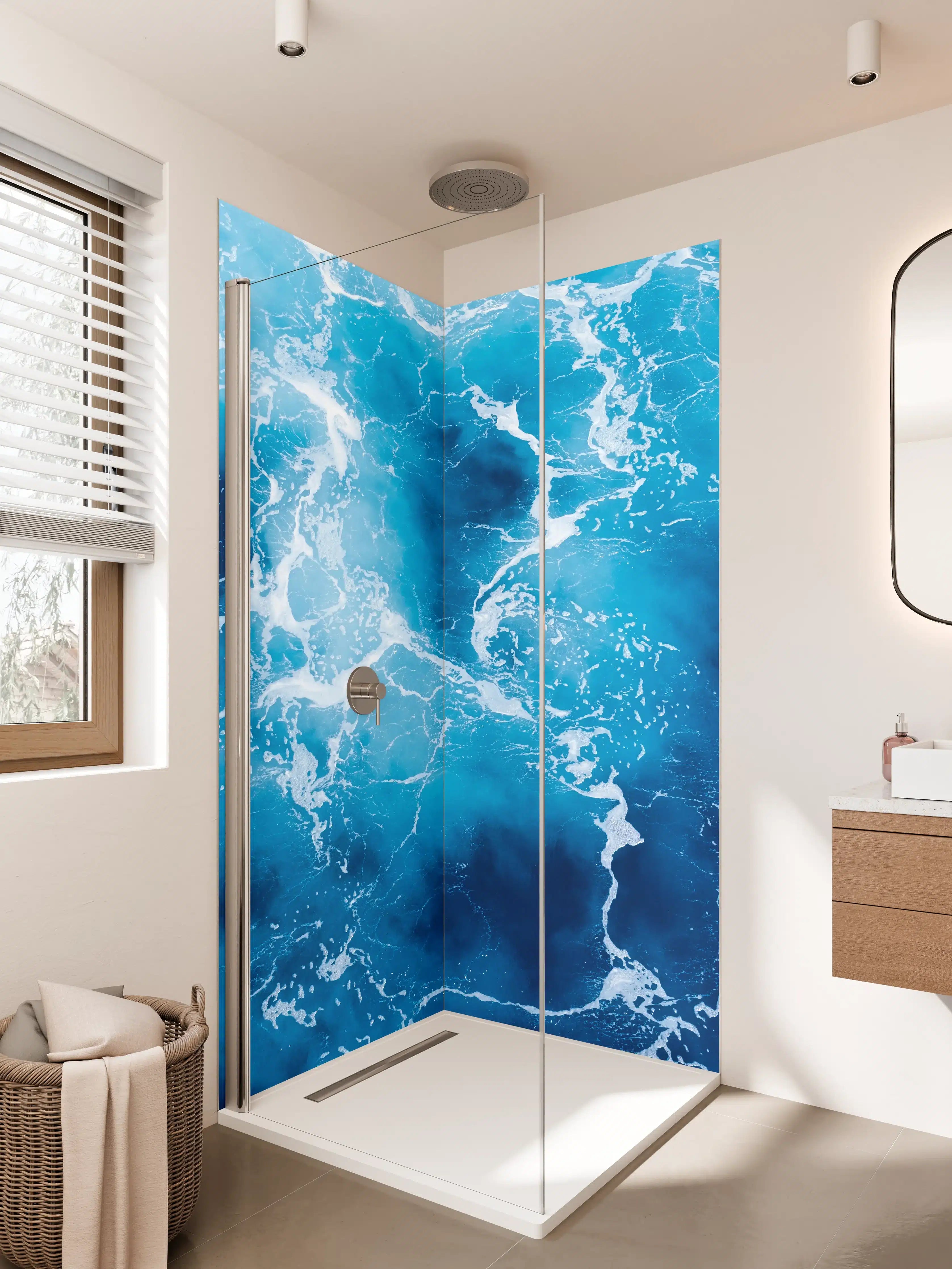 Duschrückwand - Blaues Wasser mit weißer Gischt