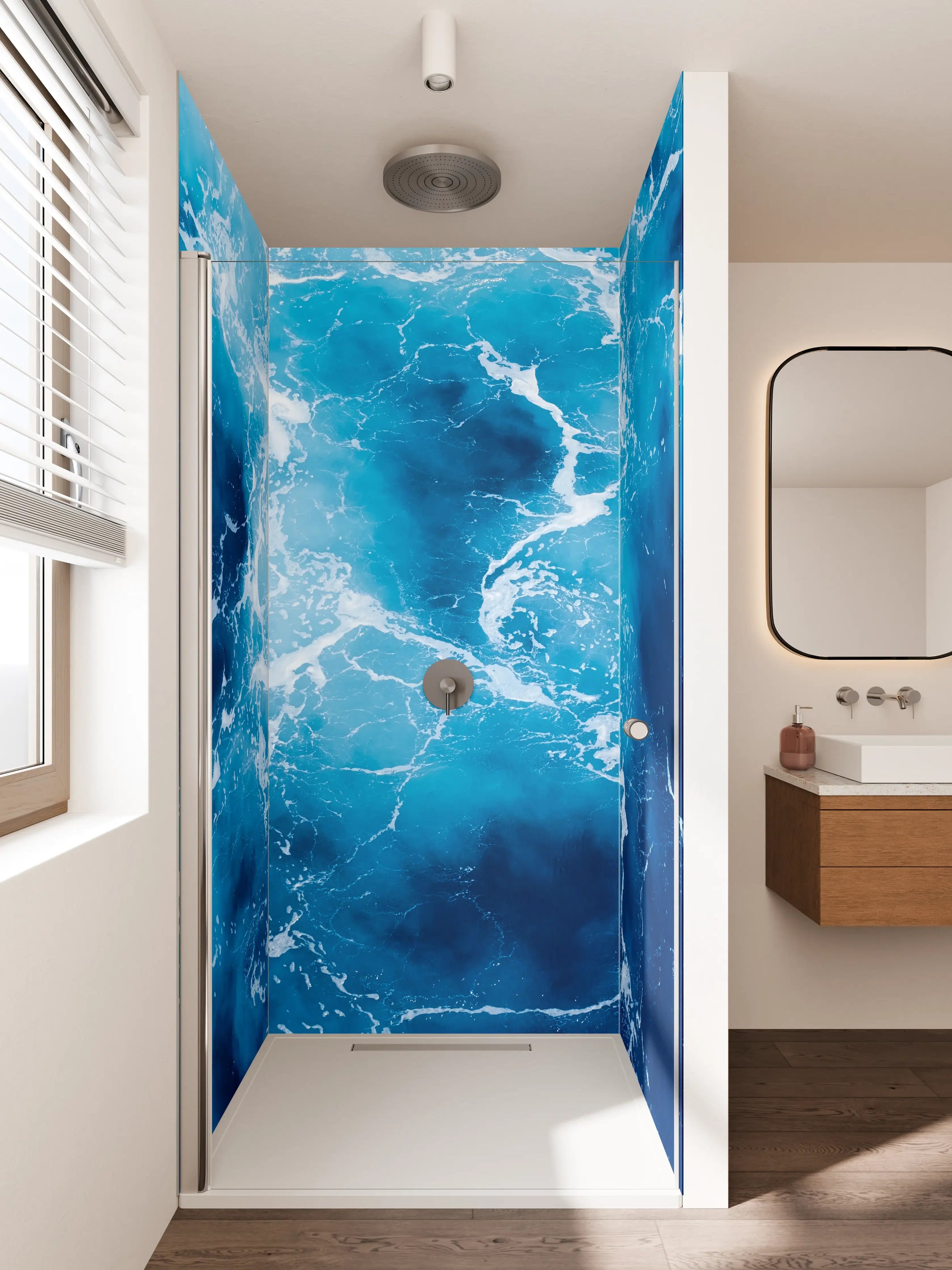Duschrückwand - Blaues Wasser mit weißer Gischt