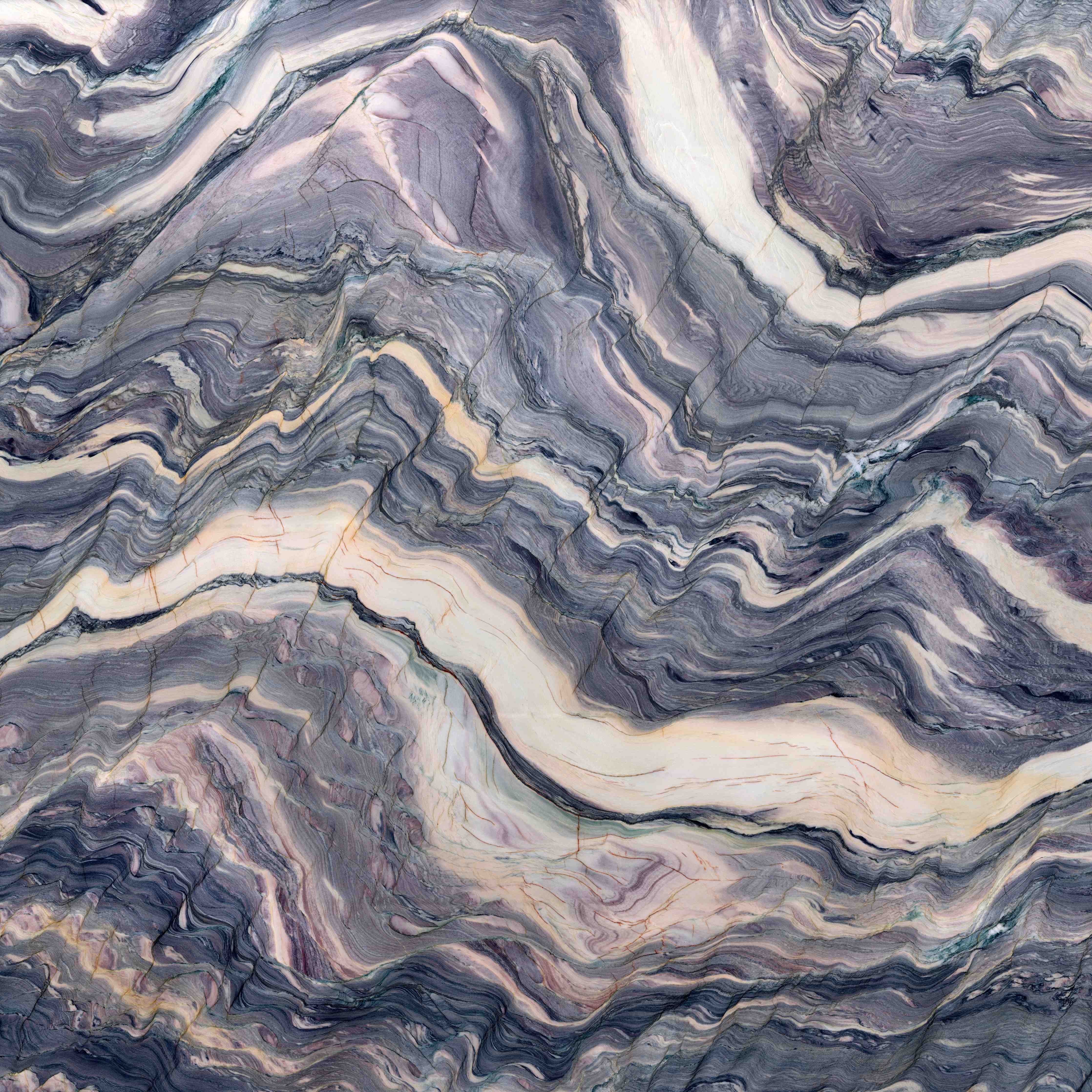 Duschrückwand-Blick auf farbige Marmorstruktur