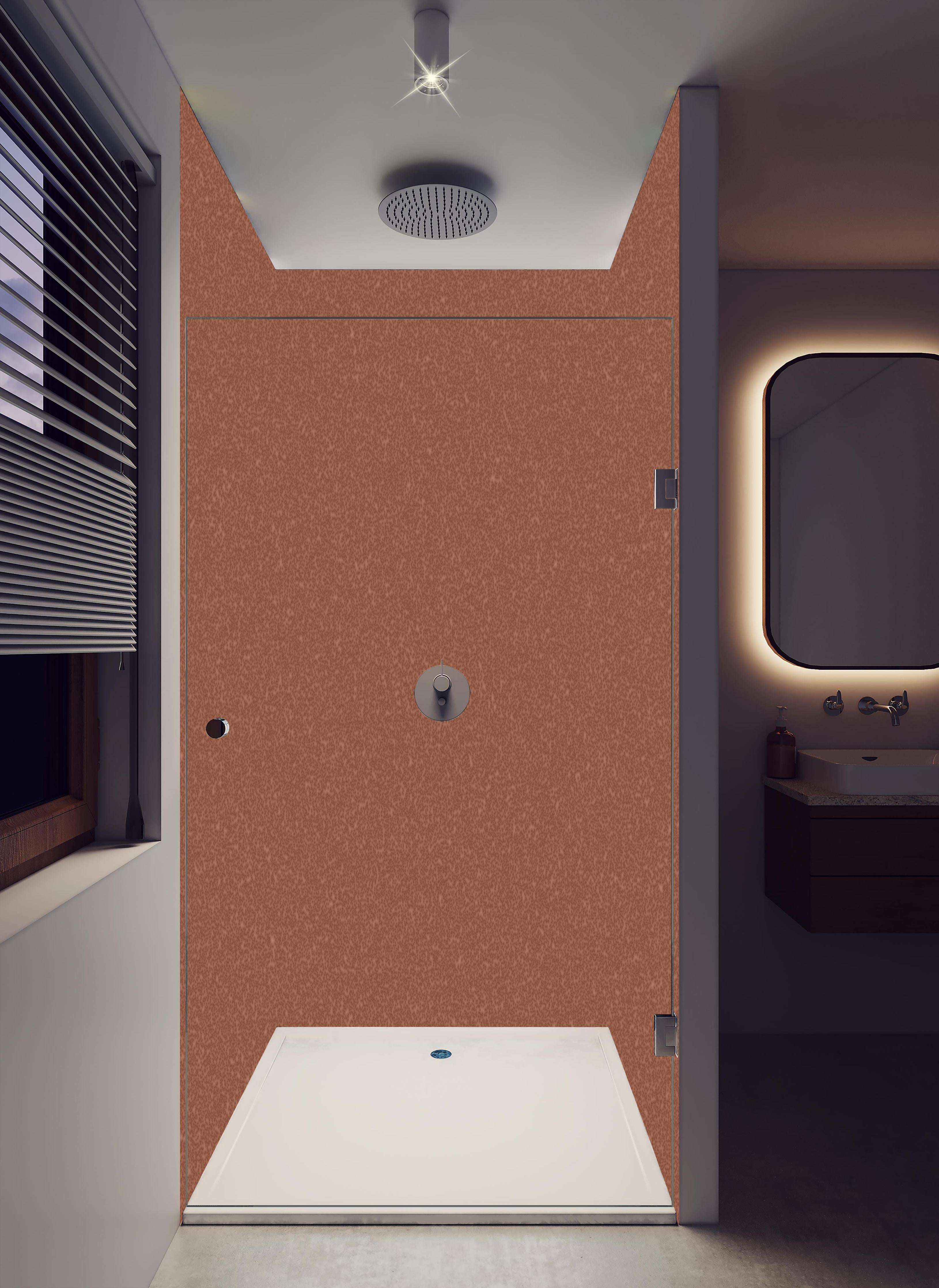 Duschrückwand - Bräunlicher Hintergrund - Zimtfarbe in hellem Badezimmer mit Regenduschkopf - zweiteilige Eck-Duschrückwand