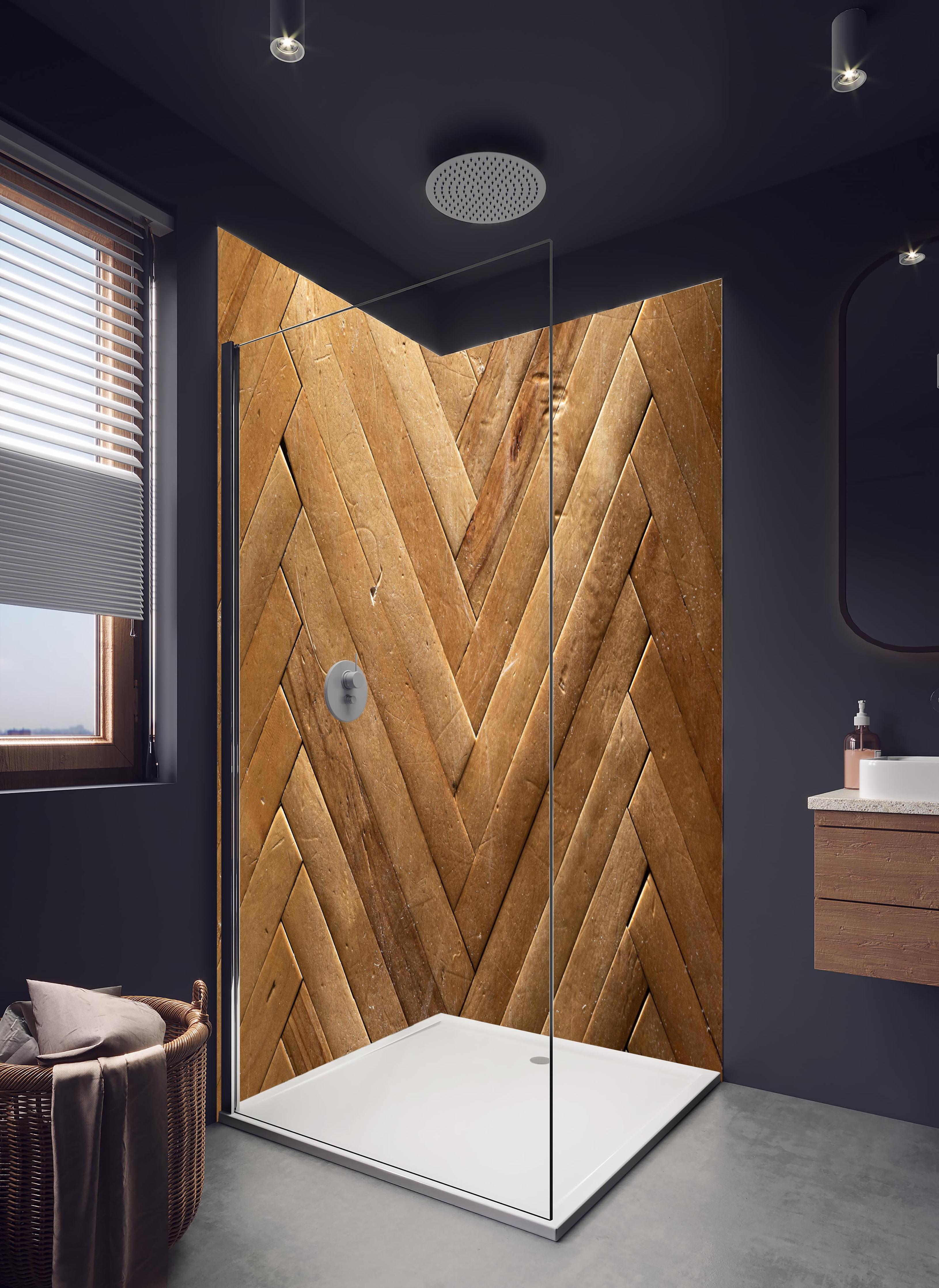 Duschrückwand - Bräunliches Holzbrett Muster in hellem Badezimmer mit Regenduschkopf - zweiteilige Eck-Duschrückwand