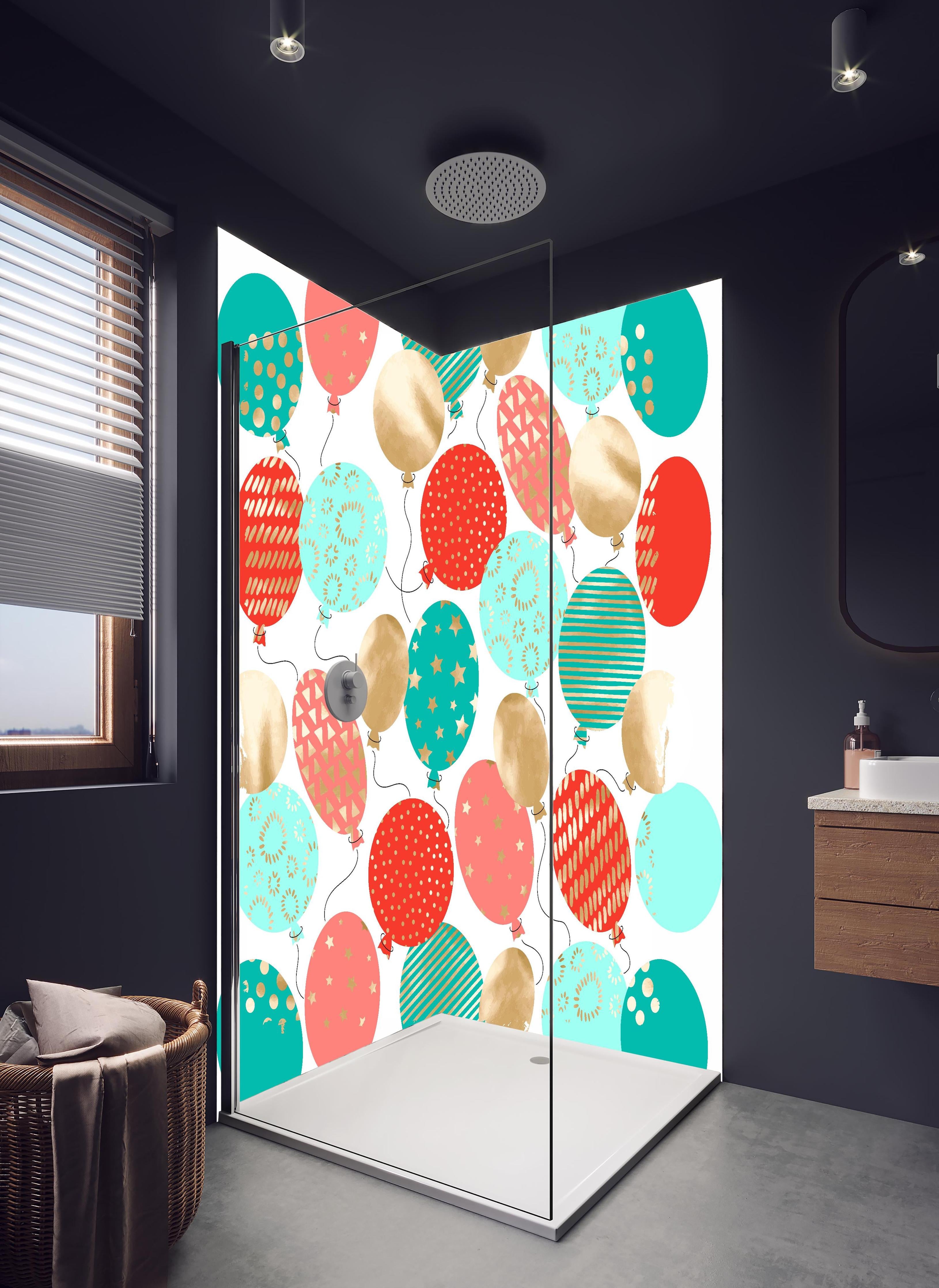 Duschrückwand - Bunte Luftballons Party-Deko Set in hellem Badezimmer mit Regenduschkopf - zweiteilige Eck-Duschrückwand