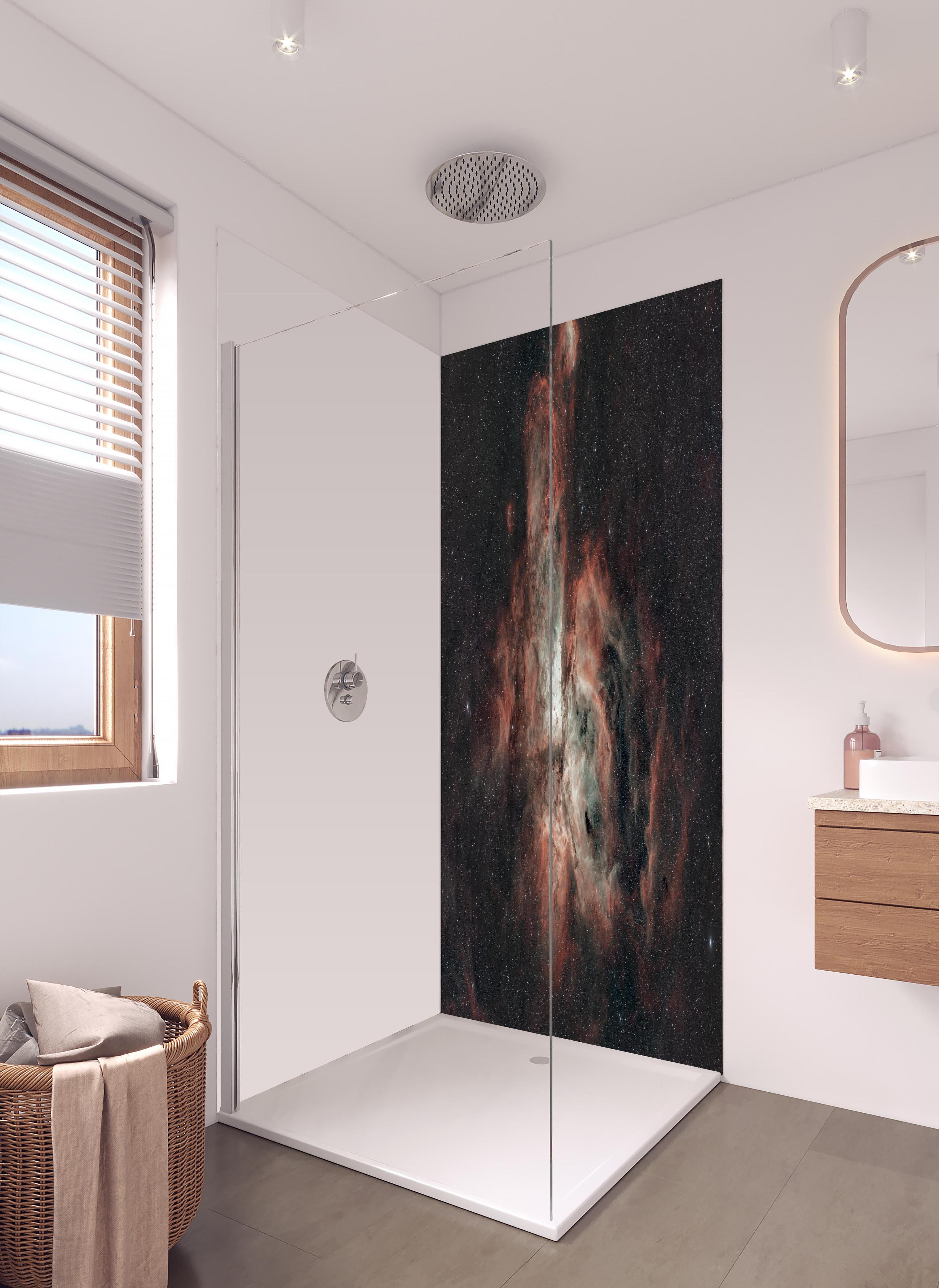 Duschrückwand - Carinanebel - Sternenbild in hellem Badezimmer mit Regenduschkopf - zweiteilige Eck-Duschrückwand