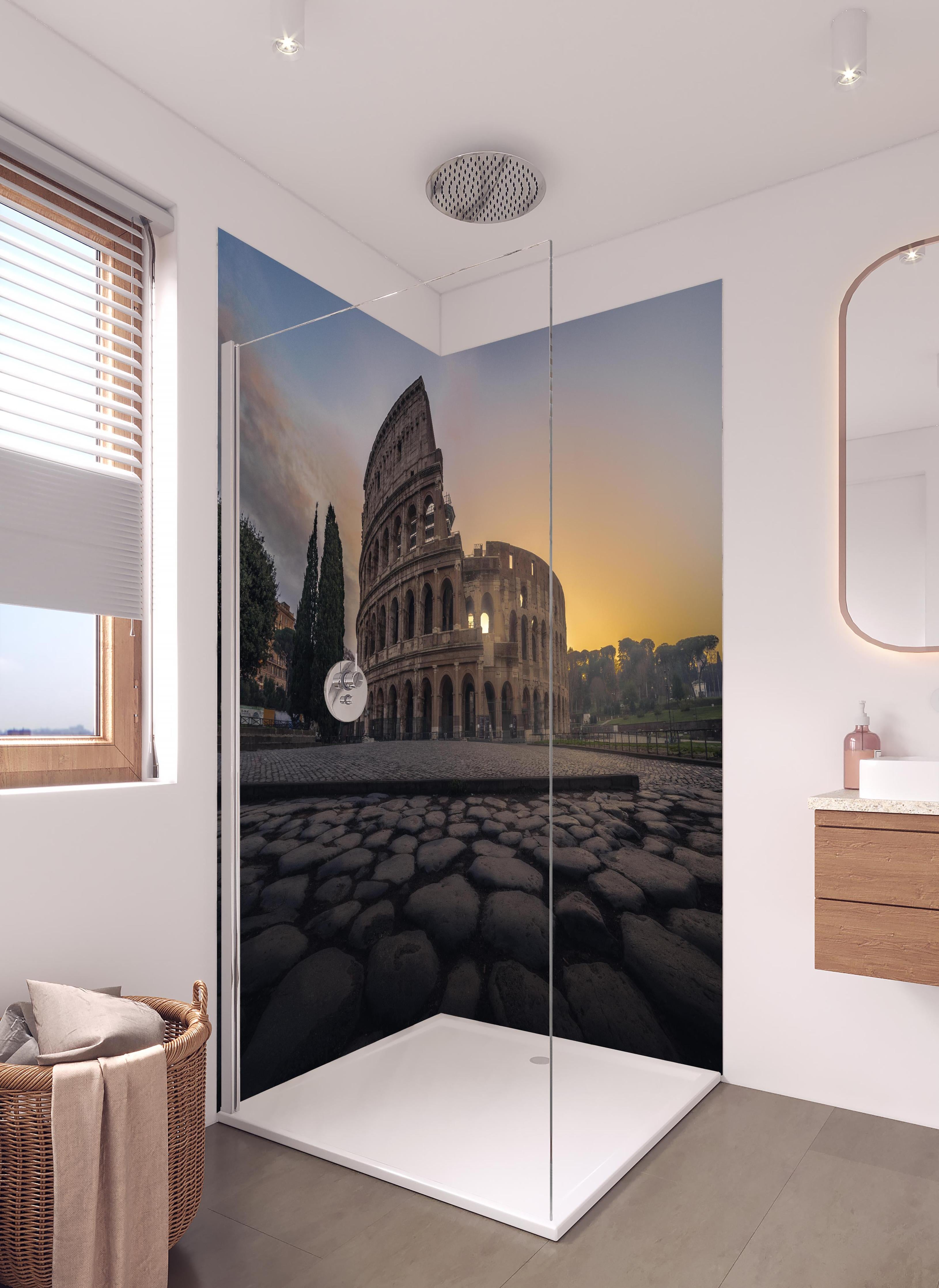 Duschrückwand - Colosseum, Rome, Italy in hellem Badezimmer mit Regenduschkopf - zweiteilige Eck-Duschrückwand