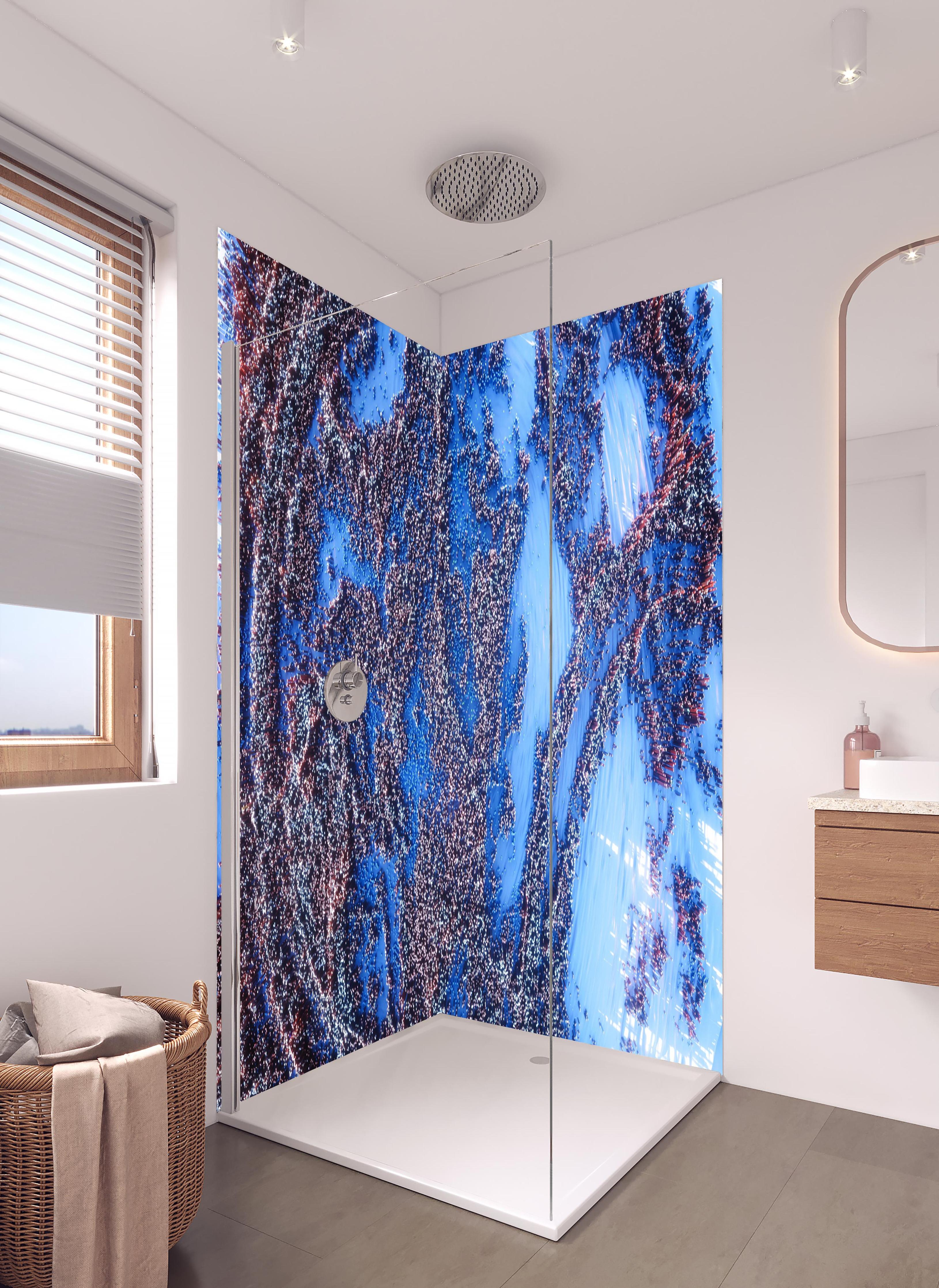 Duschrückwand - Digitale abstrakte 3D Topografie Kunst in hellem Badezimmer mit Regenduschkopf - zweiteilige Eck-Duschrückwand
